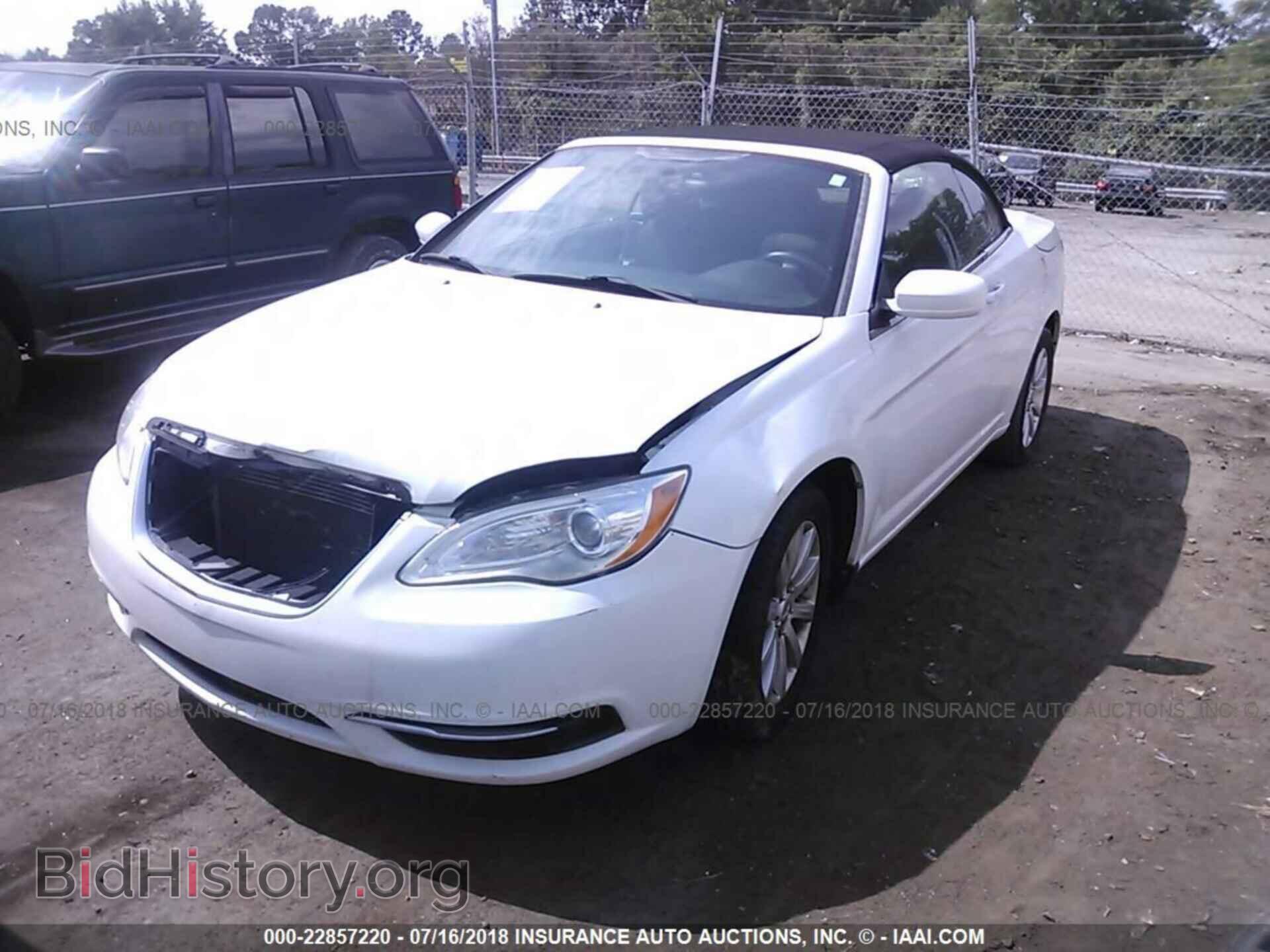 2012 Chrysler 200 - VIN: 1C3BCBEB1CN119208 - Фото 2