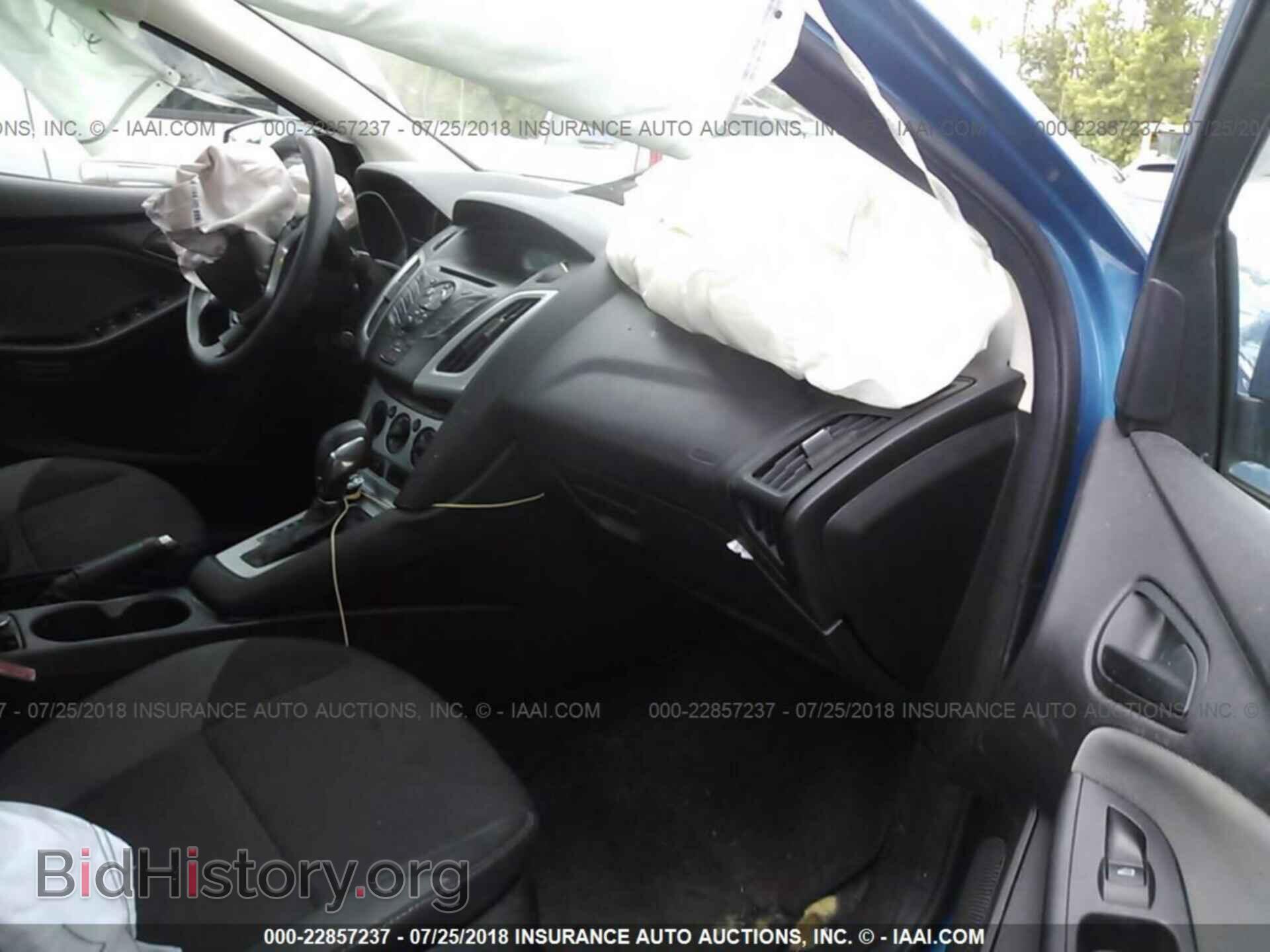 2012 Ford Focus - VIN: 1FAHP3F29CL396818 - Photo 5