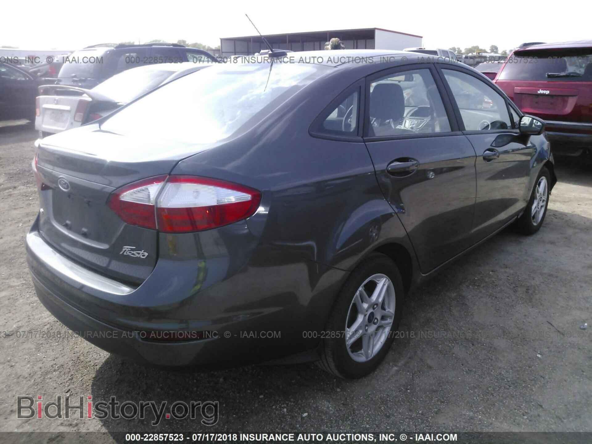 2017 Ford Fiesta - VIN: 3FADP4BJ0HM150196 - Фото 4