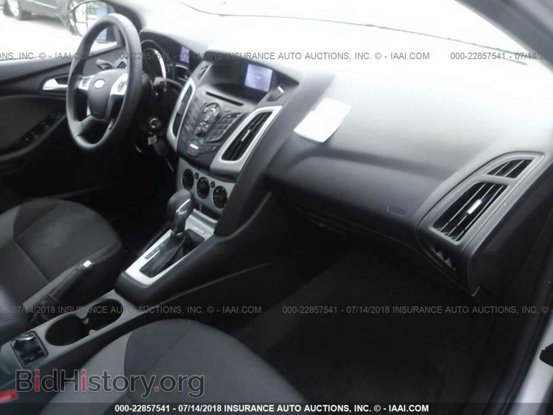 2014 Ford Focus - VIN: 1FADP3F23EL295730 - Фото 5
