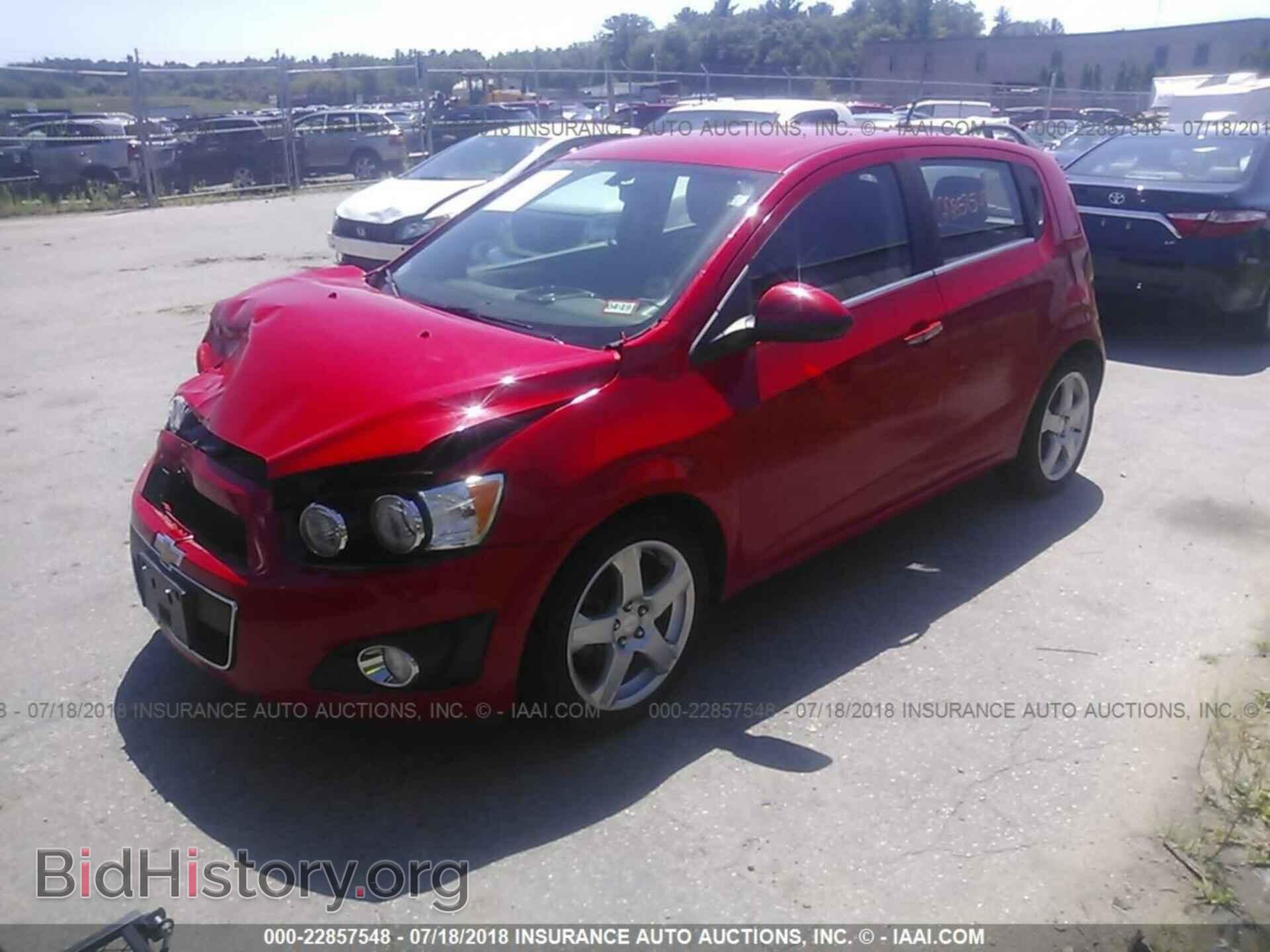 2014 Chevrolet Sonic - VIN: 1G1JF6SB7E4100111 - Фото 2