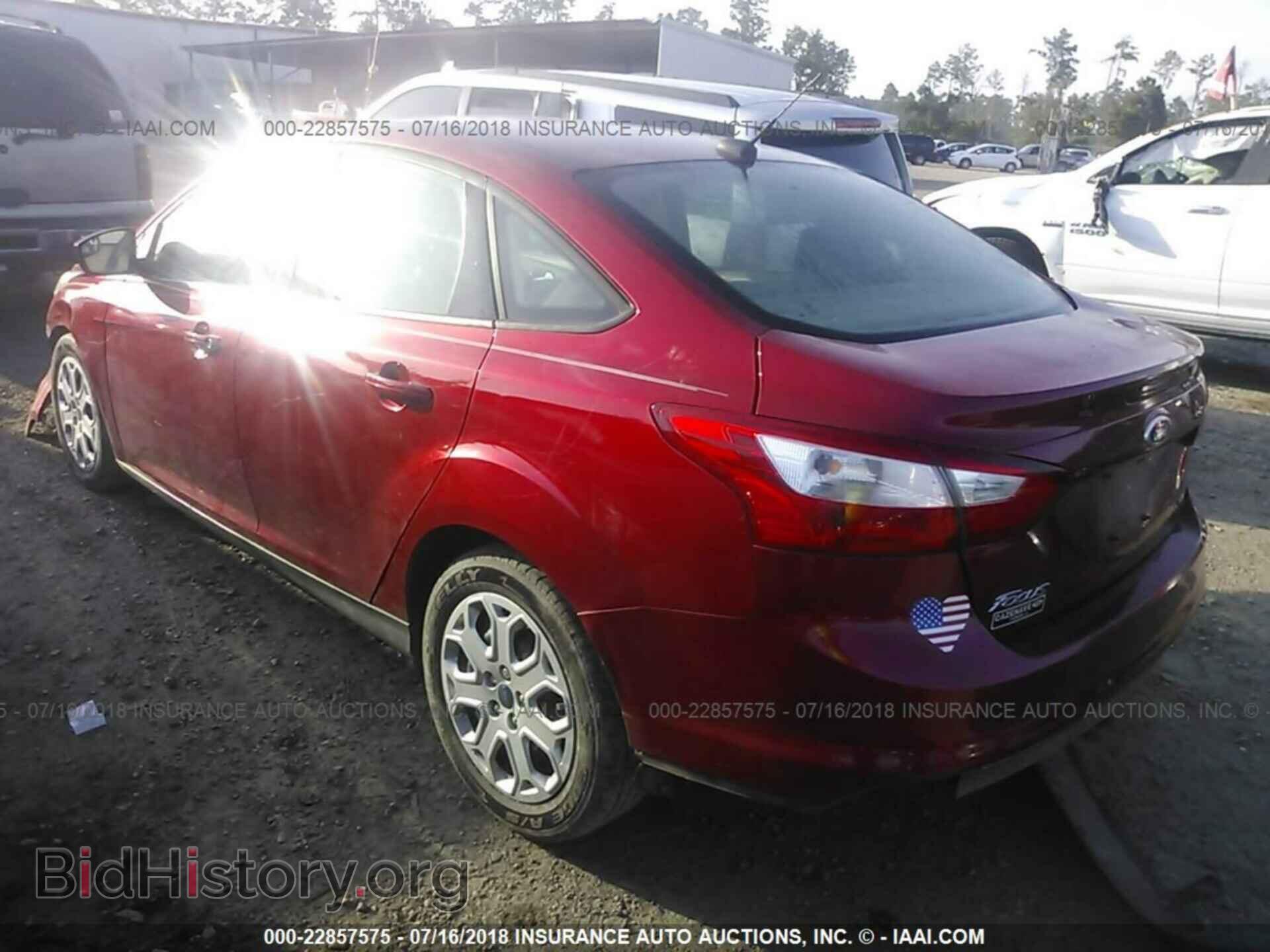 2012 Ford Focus - VIN: 1FAHP3F25CL224821 - Фото 3
