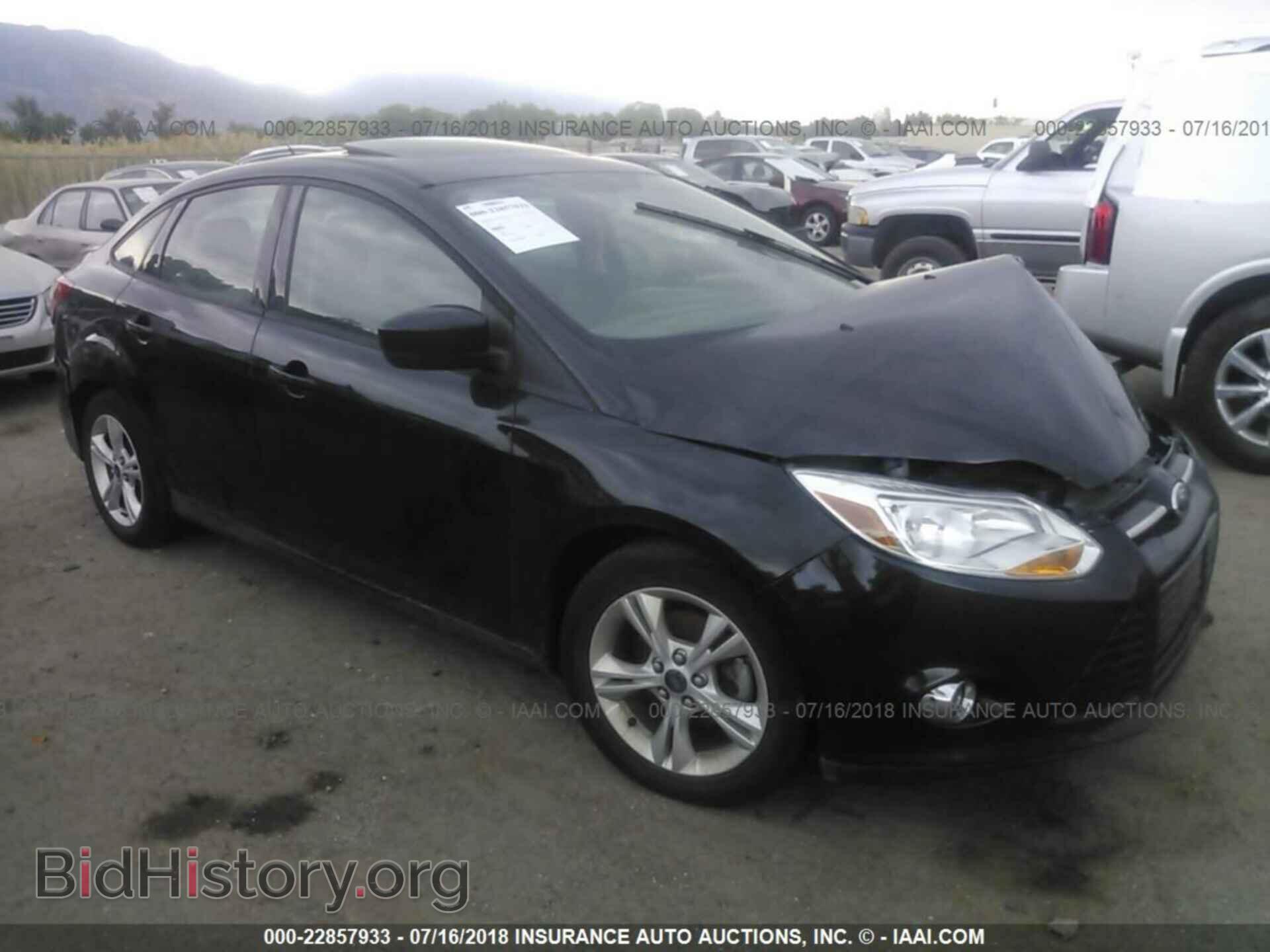 Photo 1FAHP3F26CL391219 - Ford Focus 2012