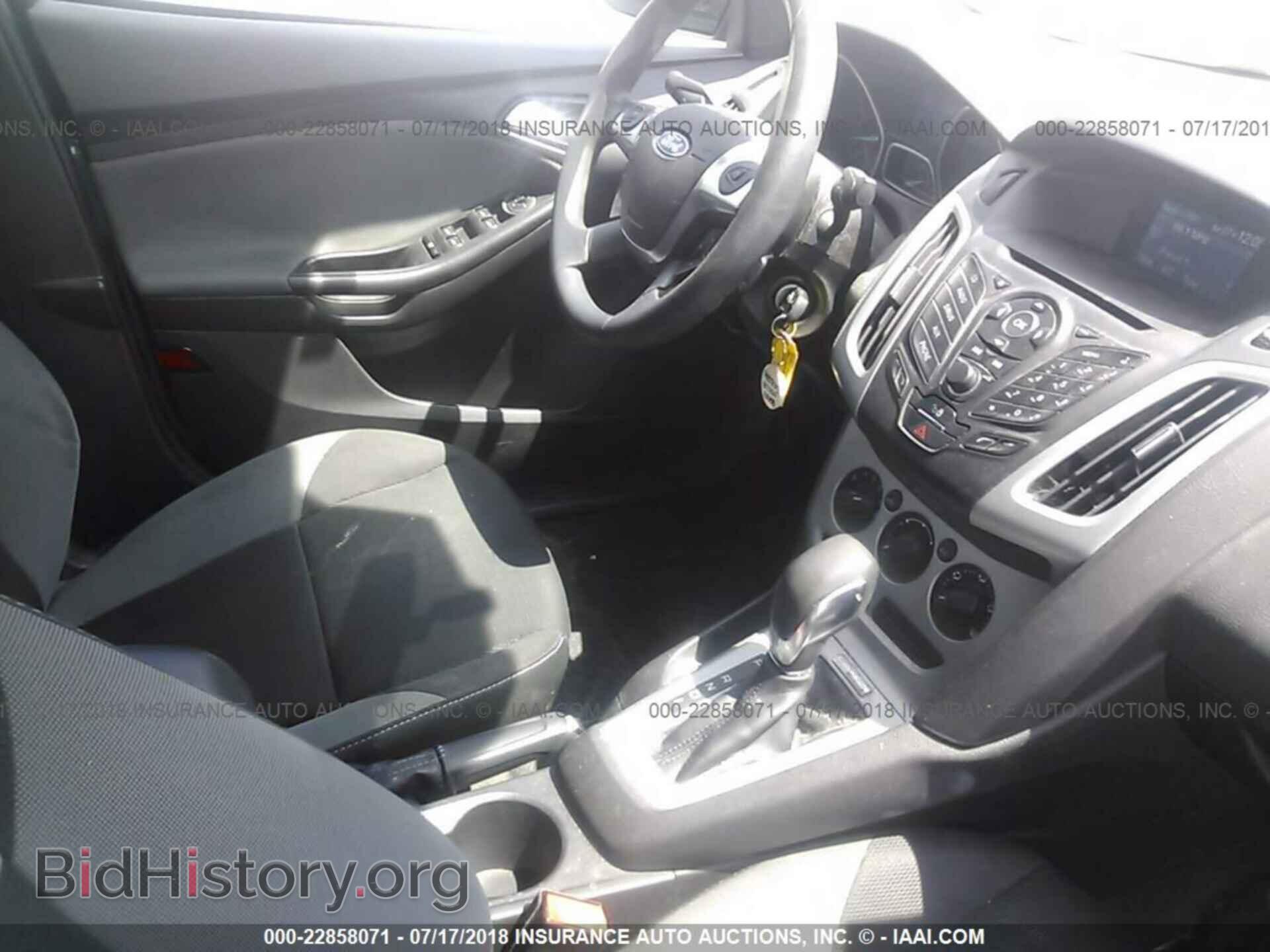 2012 Ford Focus - VIN: 1FAHP3F29CL174036 - Фото 5