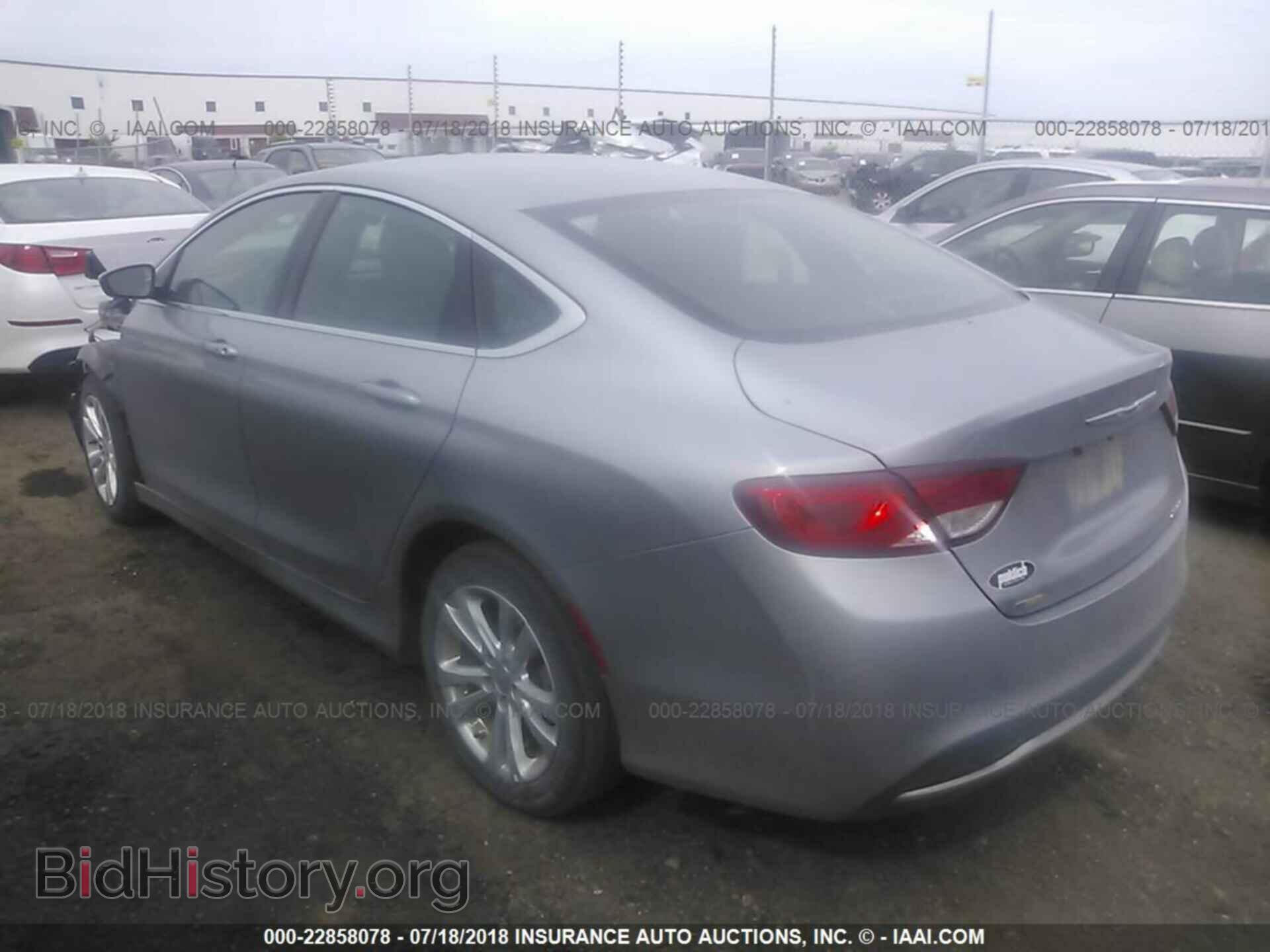 2015 Chrysler 200 - VIN: 1C3CCCAB7FN579008 - Photo 3
