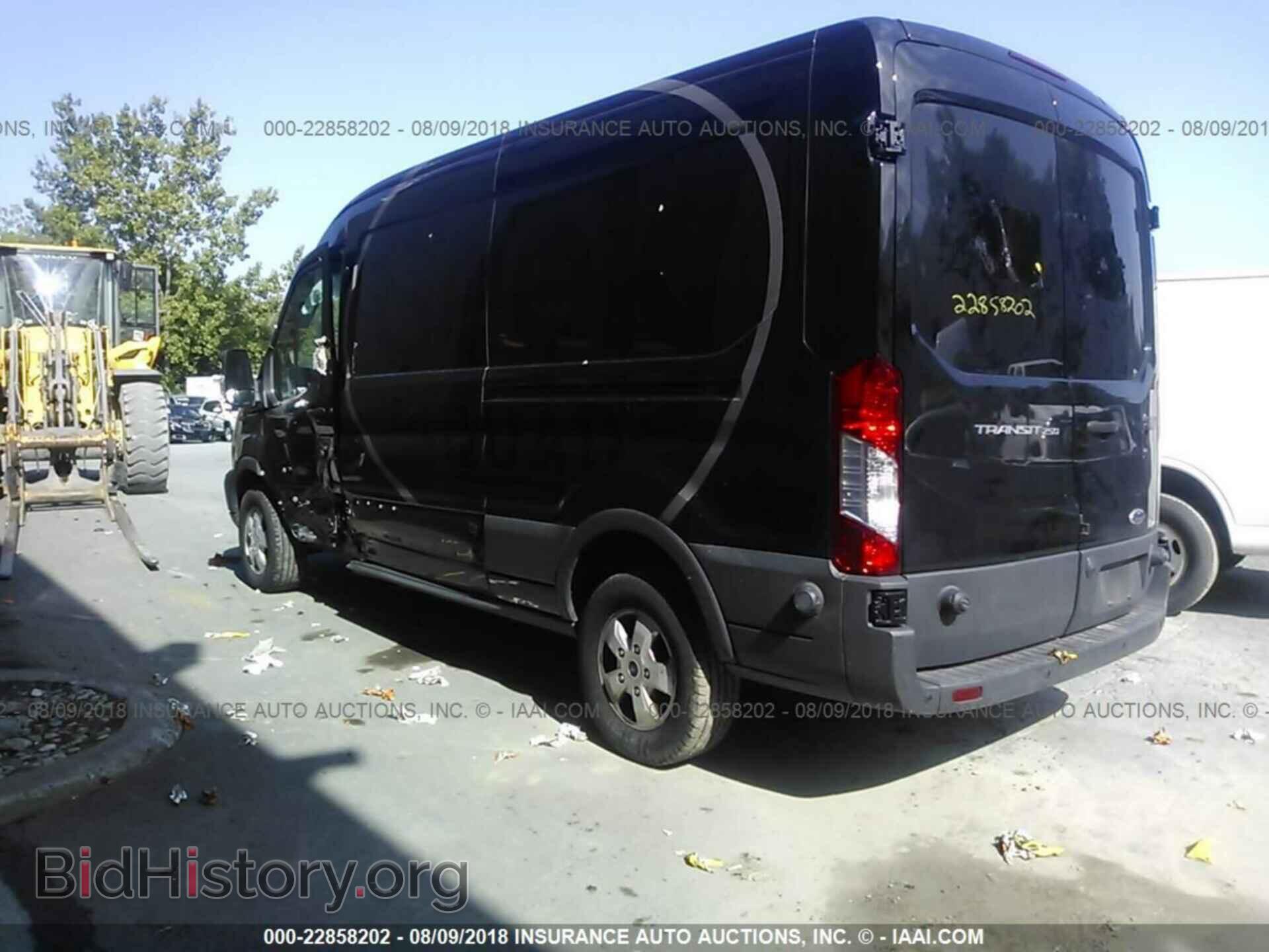 2017 Ford Transit - VIN: 1FTYR2CM2HKB48606 - Photo 3