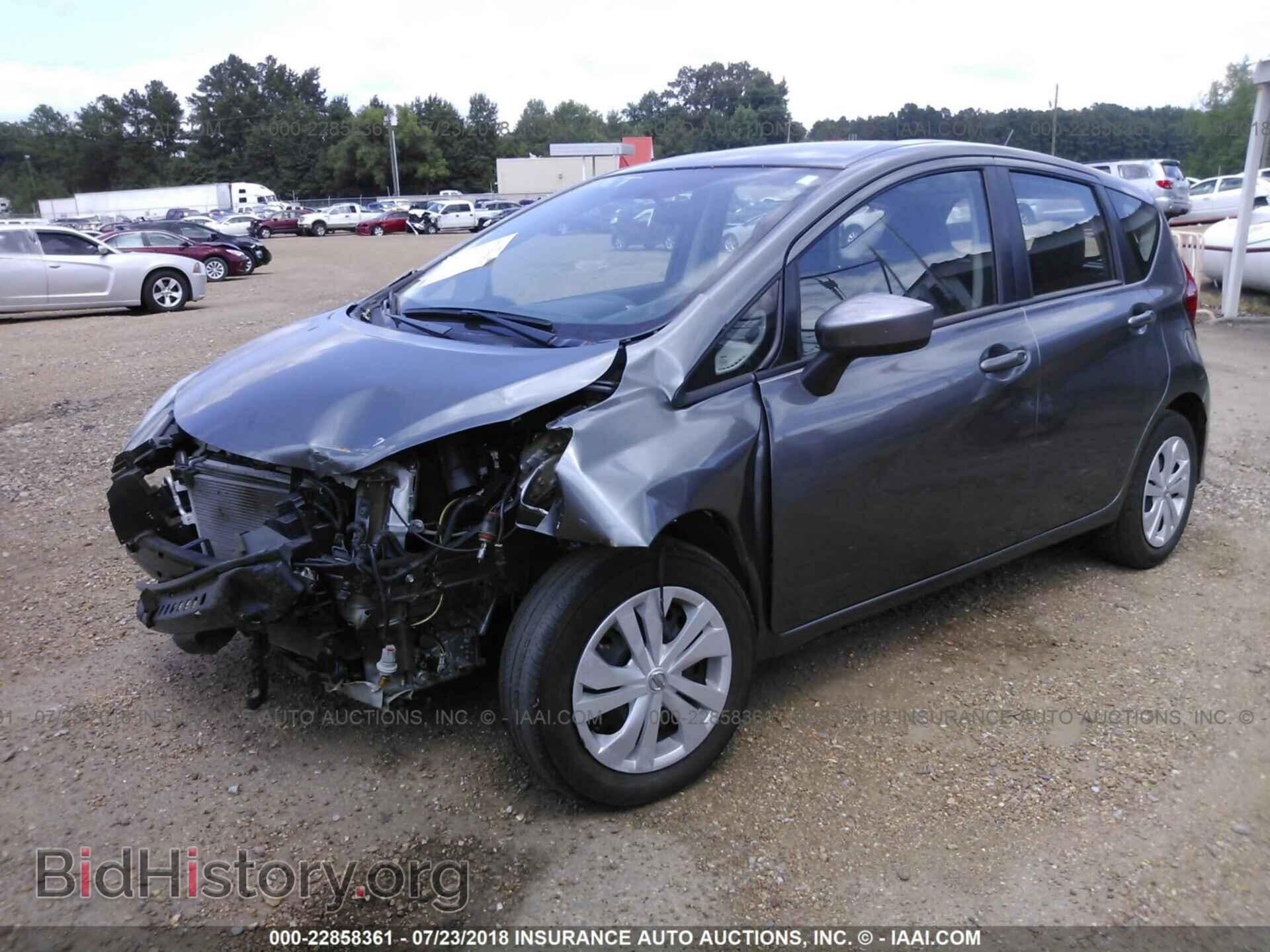 2017 Nissan Versa note - VIN: 3N1CE2CP7HL375596 - Фото 2