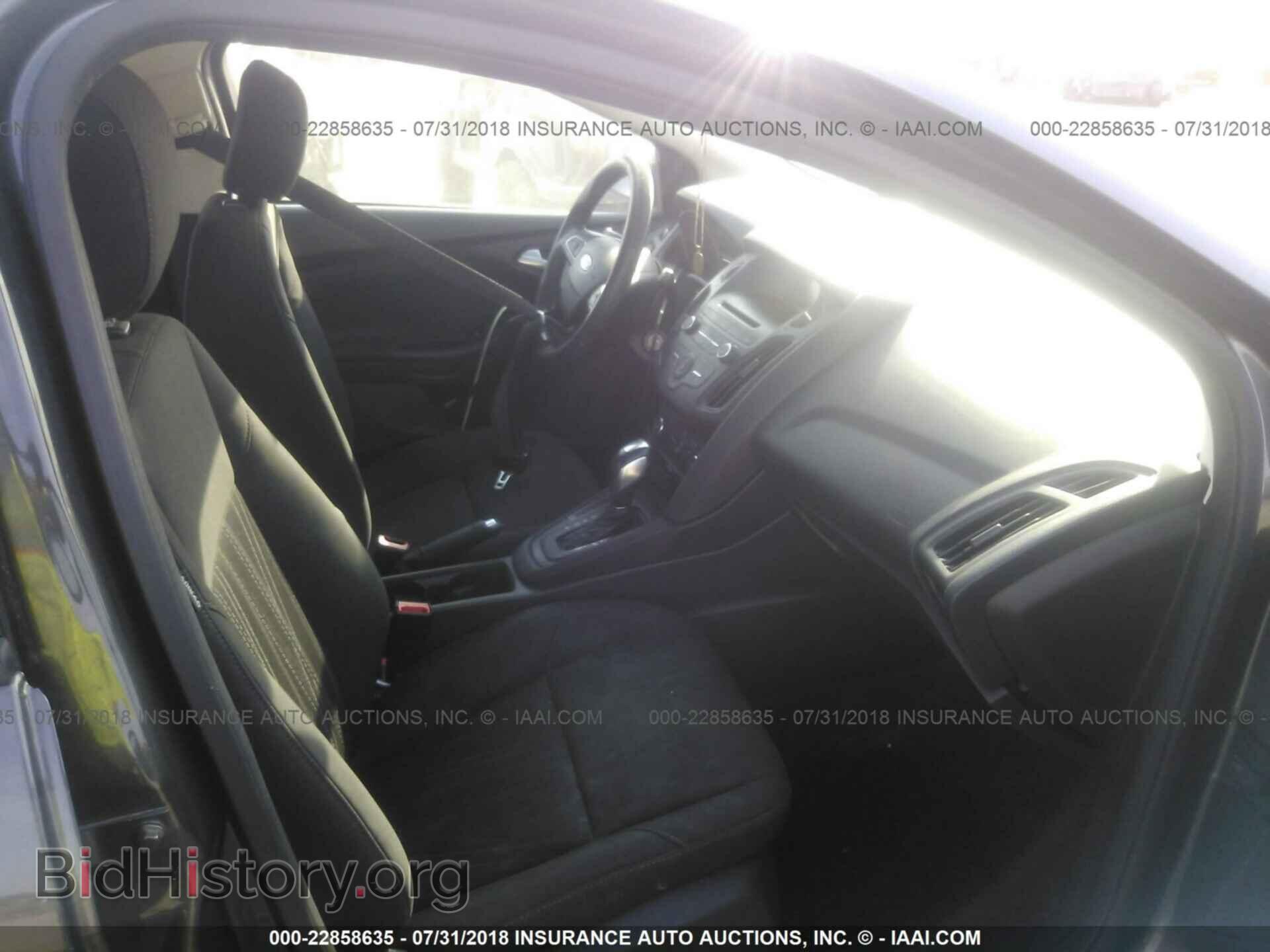 2016 Ford Focus - VIN: 1FADP3F29GL262461 - Фото 5