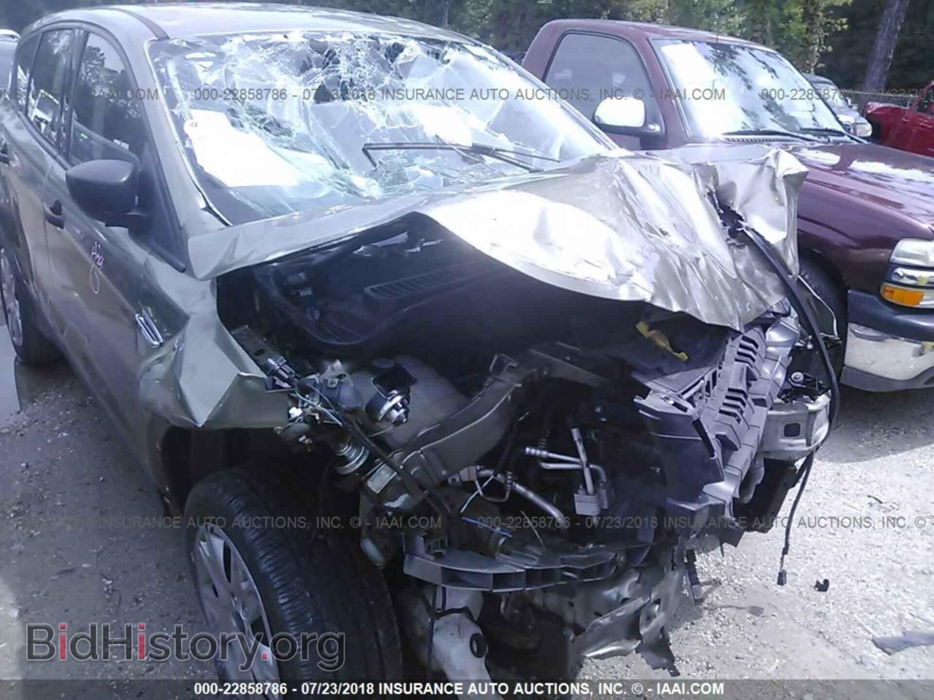 2013 Ford Escape - VIN: 1FMCU0F75DUC17317 - Photo 6