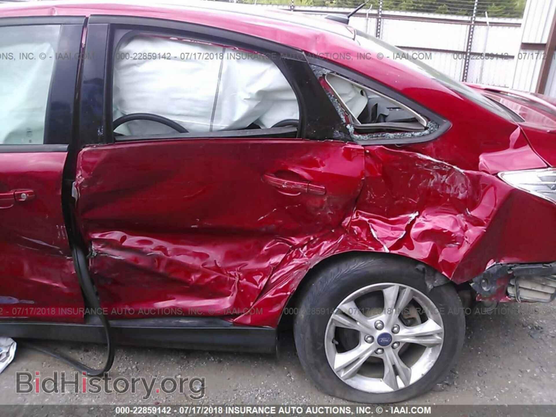 2012 Ford Focus - VIN: 1FAHP3F20CL477206 - Photo 6