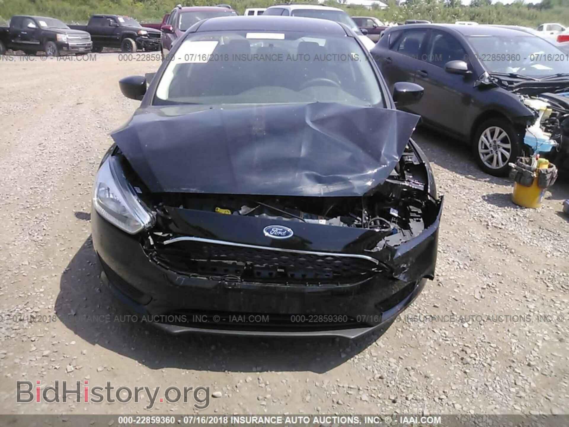 2018 Ford Focus - VIN: 1FADP3F29JL207189 - Фото 6