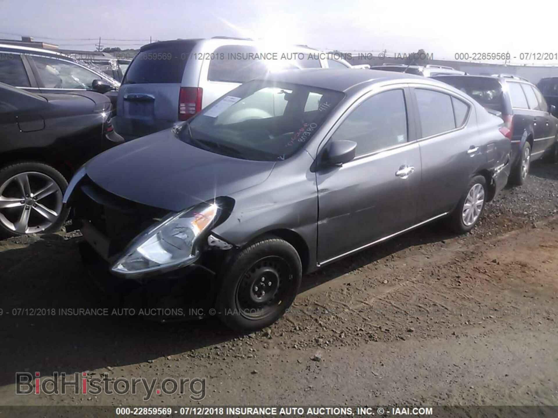 2017 Nissan Versa - VIN: 3N1CN7AP3HL803180 - Фото 2