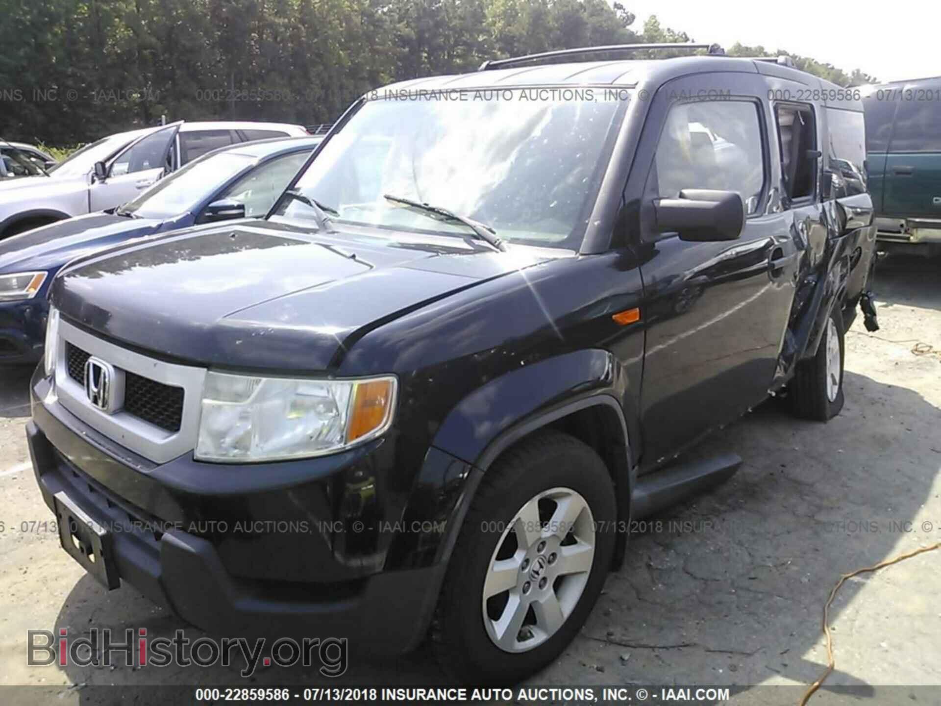 2011 Honda Element - VIN: 5J6YH2H77BL003689 - Photo 2