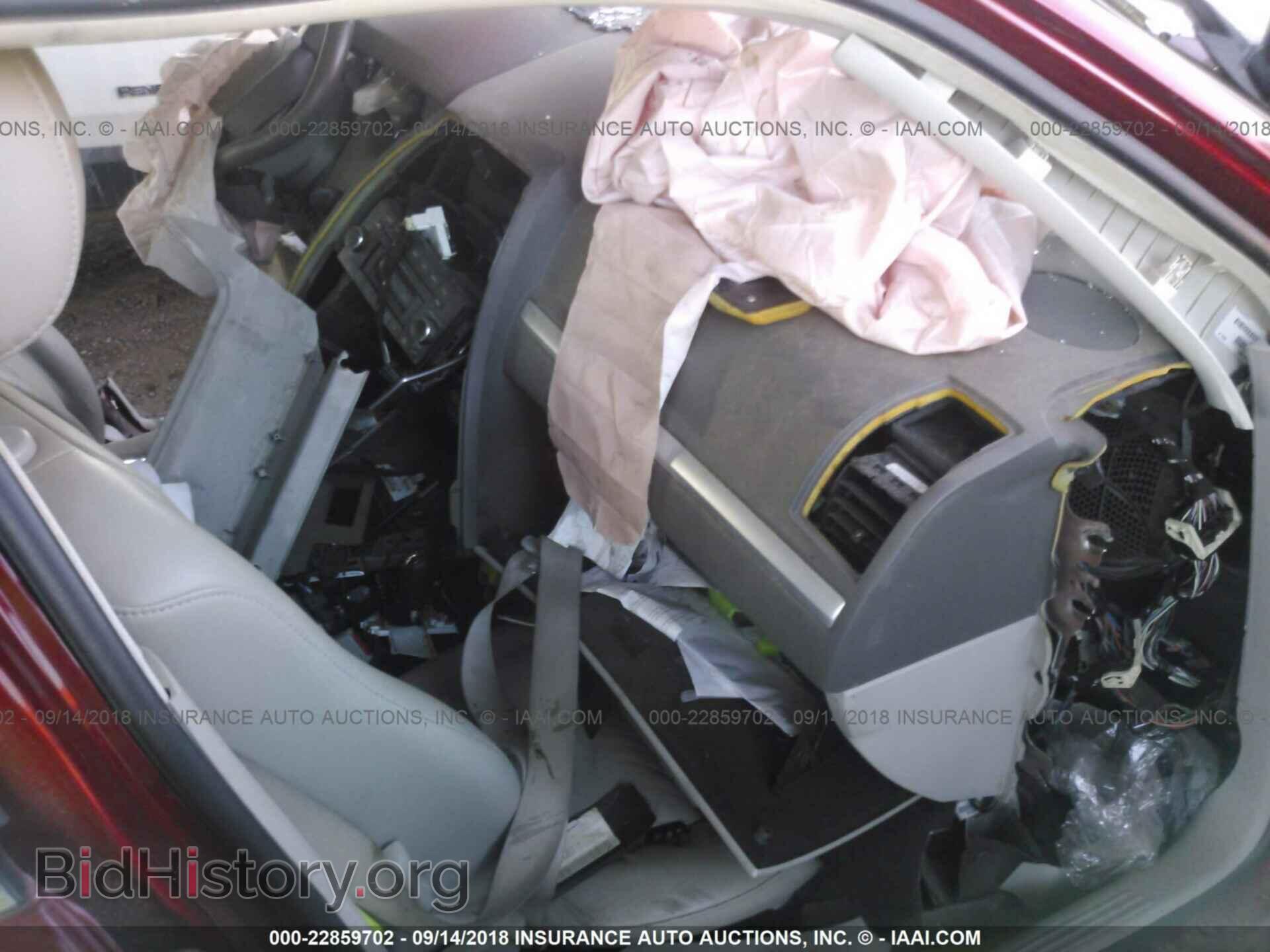 2010 CHRYSLER 300 - VIN: 2C3CA5CV1AH155379 - Фото 5