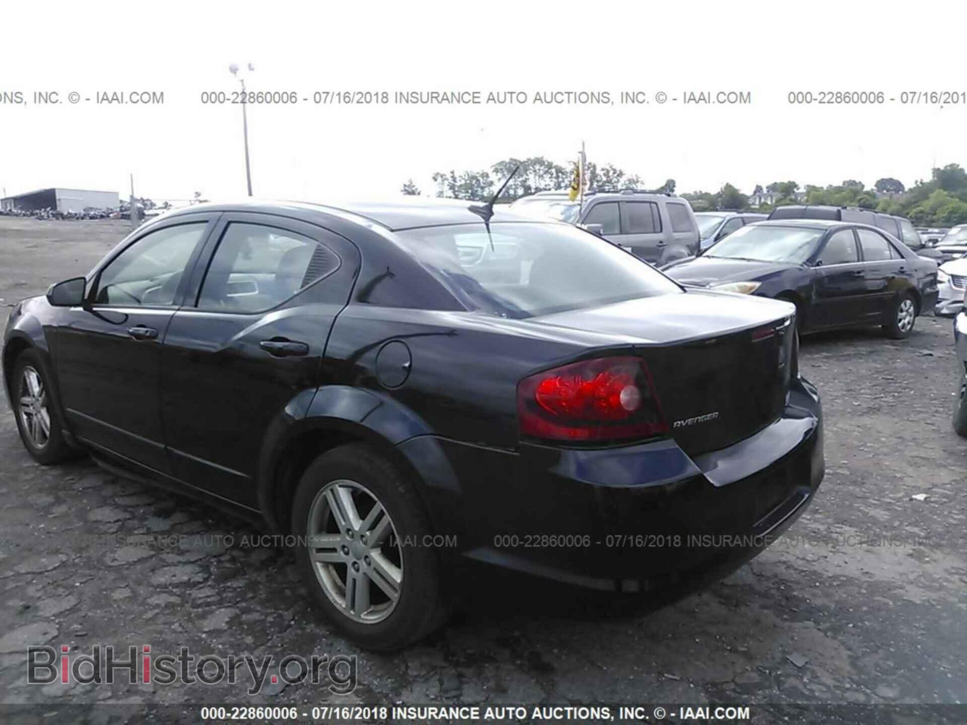 2013 Dodge Avenger - VIN: 1C3CDZCB1DN590712 - Photo 3