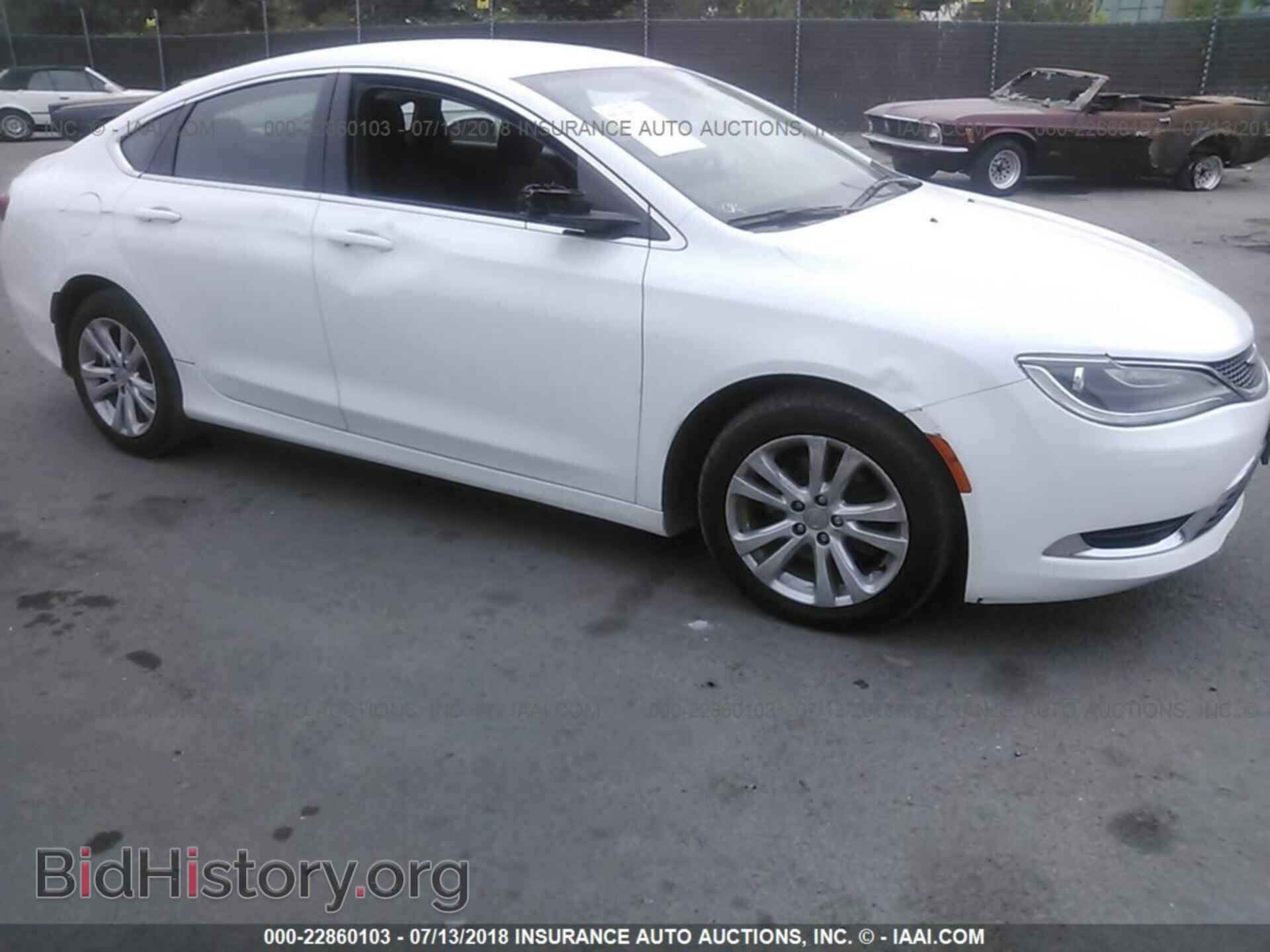 2015 Chrysler 200 - VIN: 1C3CCCAB0FN666992 - Photo 6