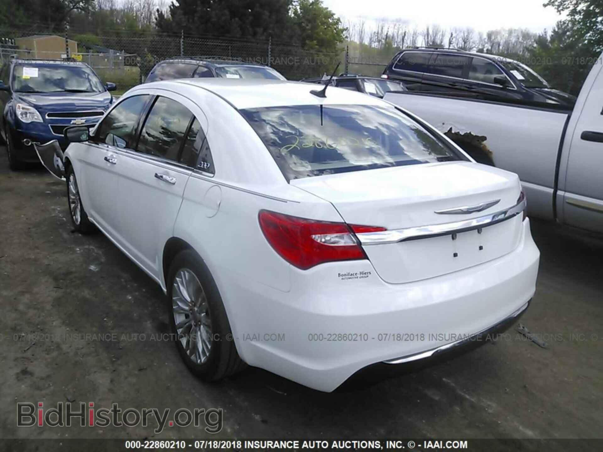 2012 Chrysler 200 - VIN: 1C3CCBCB5CN144202 - Photo 3