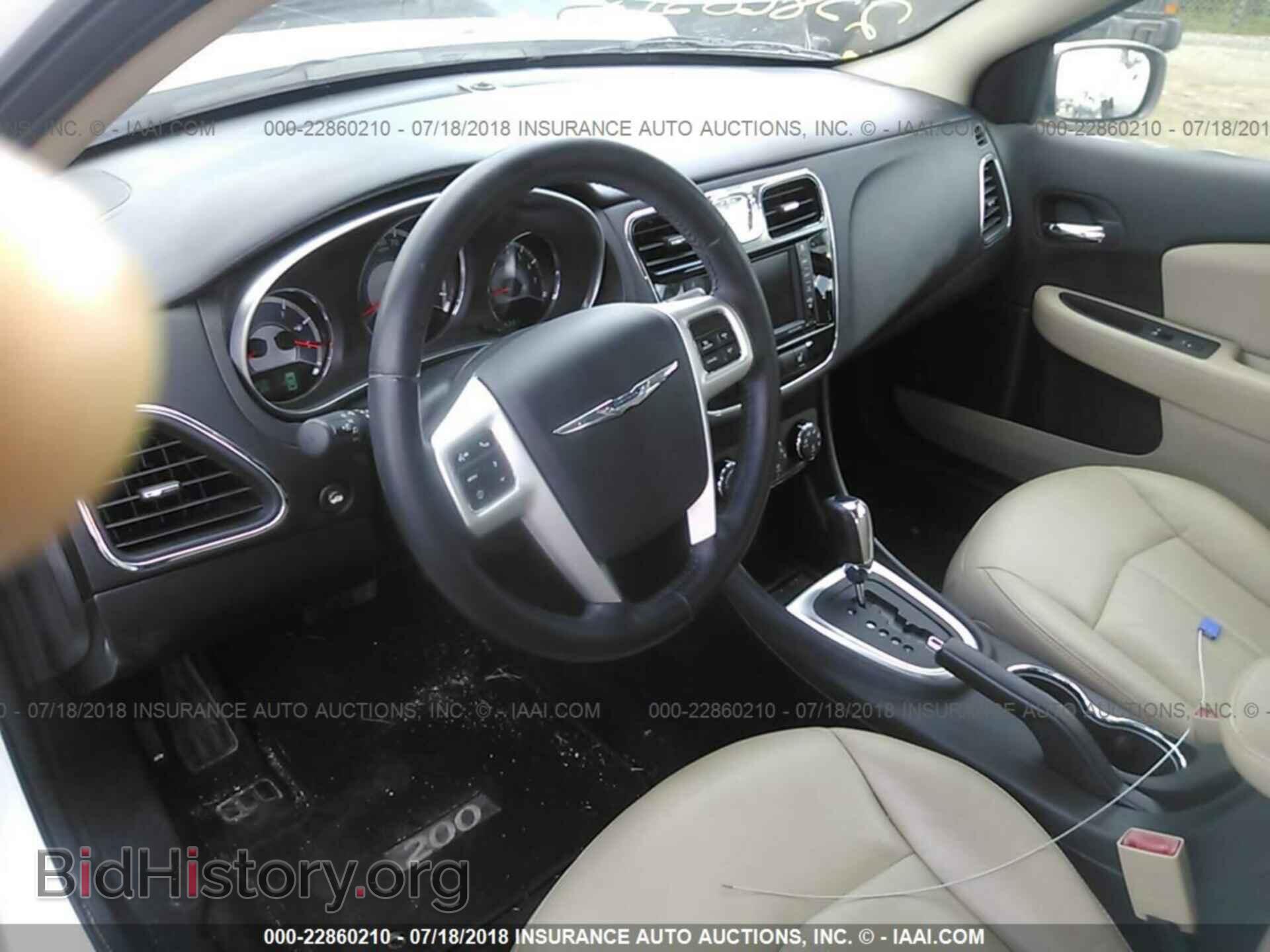 2012 Chrysler 200 - VIN: 1C3CCBCB5CN144202 - Photo 5