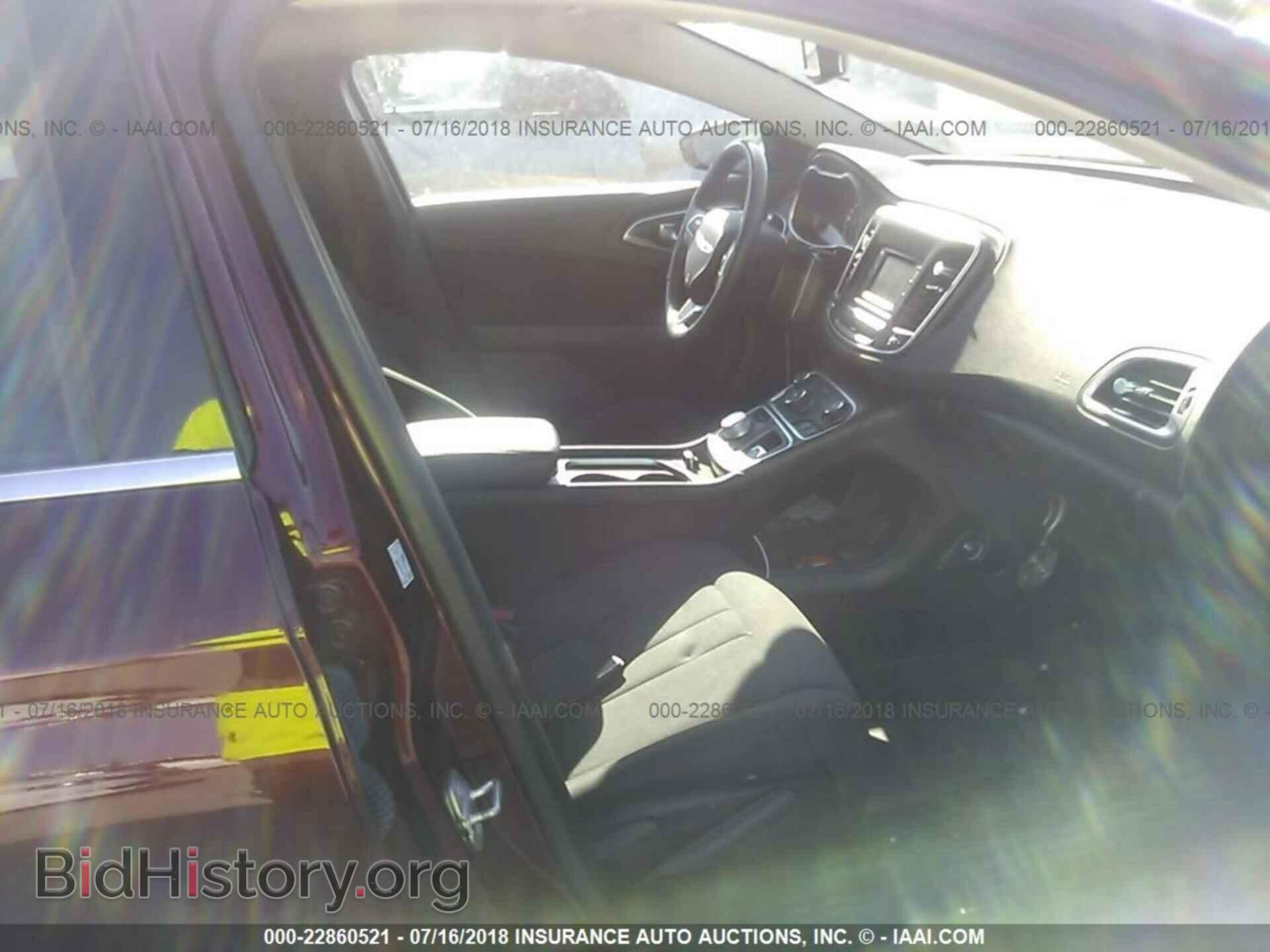 2016 Chrysler 200 - VIN: 1C3CCCAB0GN132201 - Фото 5