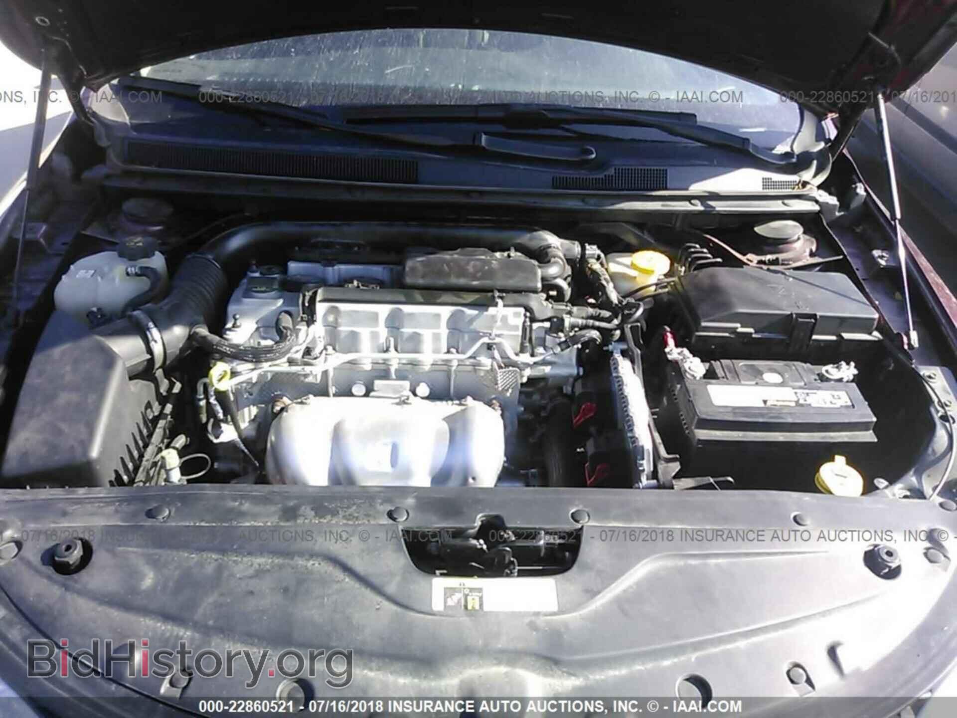 2016 Chrysler 200 - VIN: 1C3CCCAB0GN132201 - Фото 10