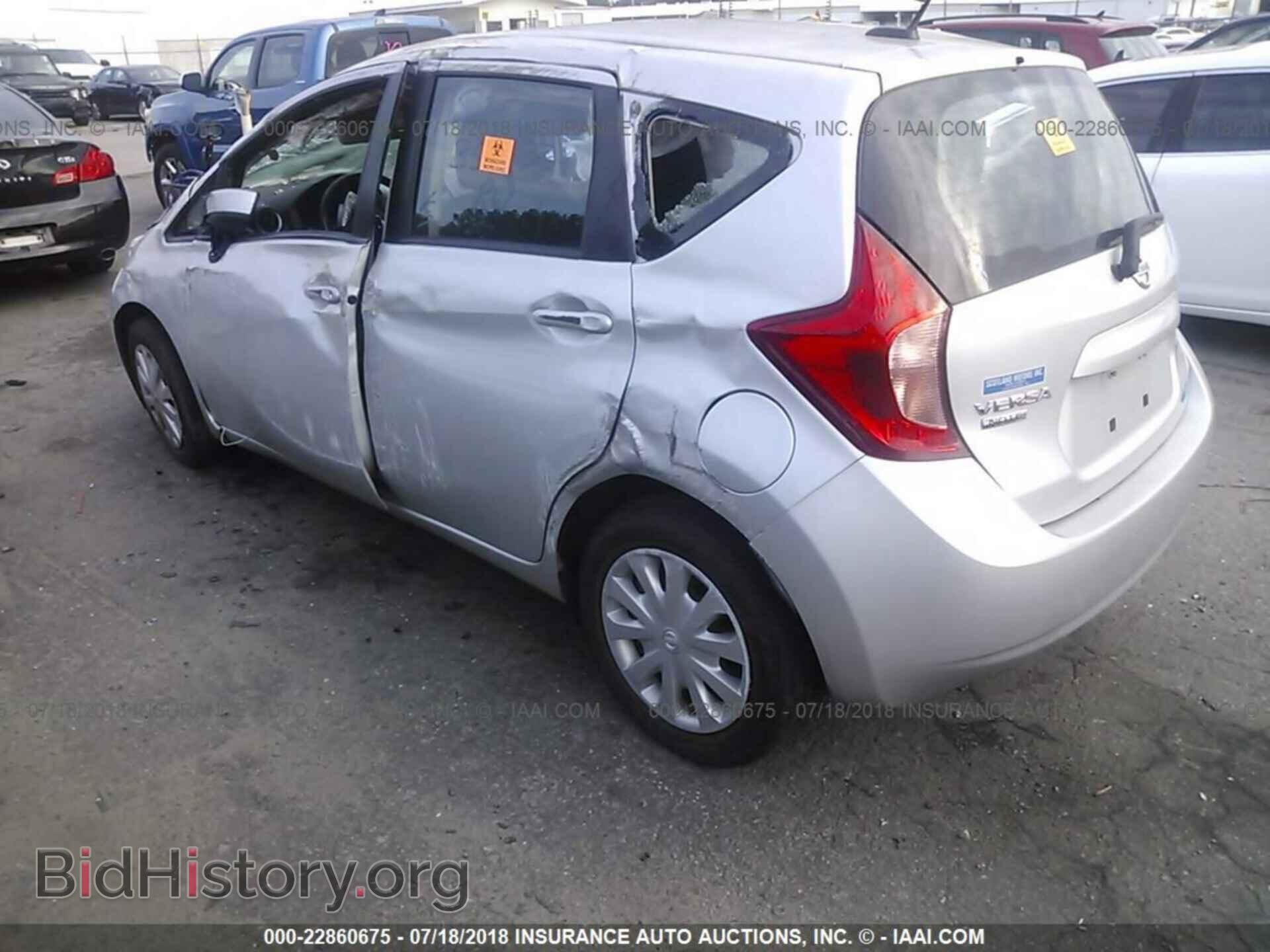 2016 Nissan Versa note - VIN: 3N1CE2CP9GL353467 - Photo 3