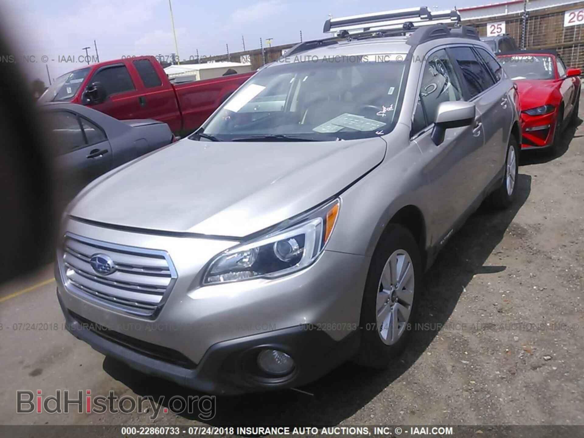 2017 Subaru Outback - VIN: 4S4BSACC4H3374518 - Photo 2