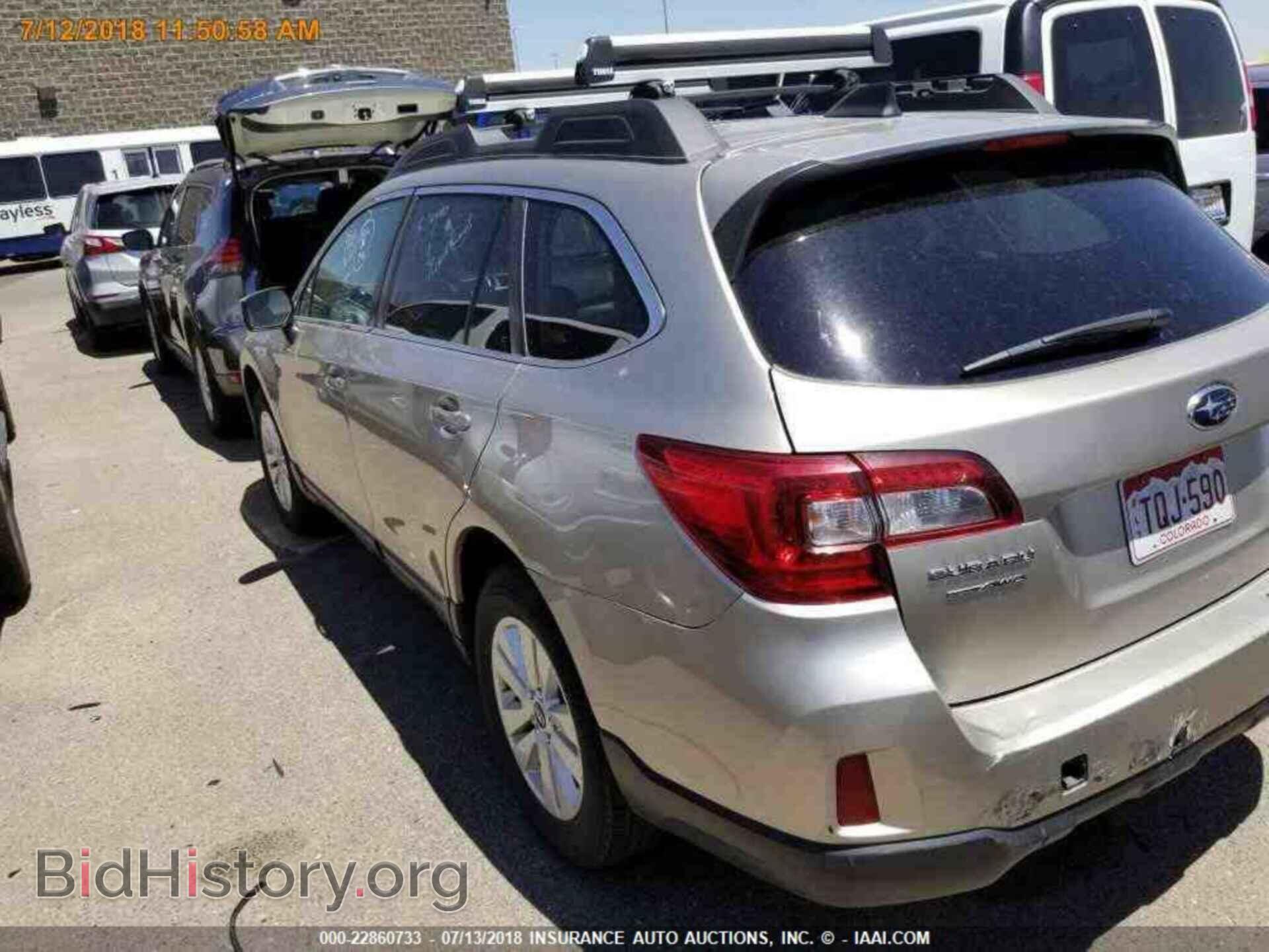 2017 Subaru Outback - VIN: 4S4BSACC4H3374518 - Photo 11