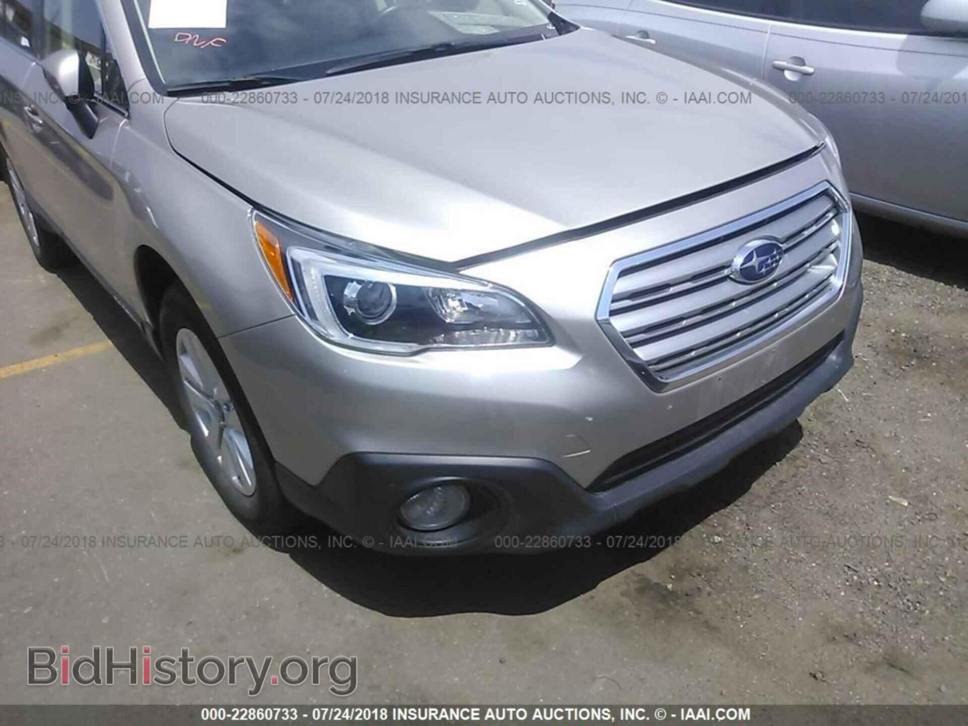 2017 Subaru Outback - VIN: 4S4BSACC4H3374518 - Photo 6
