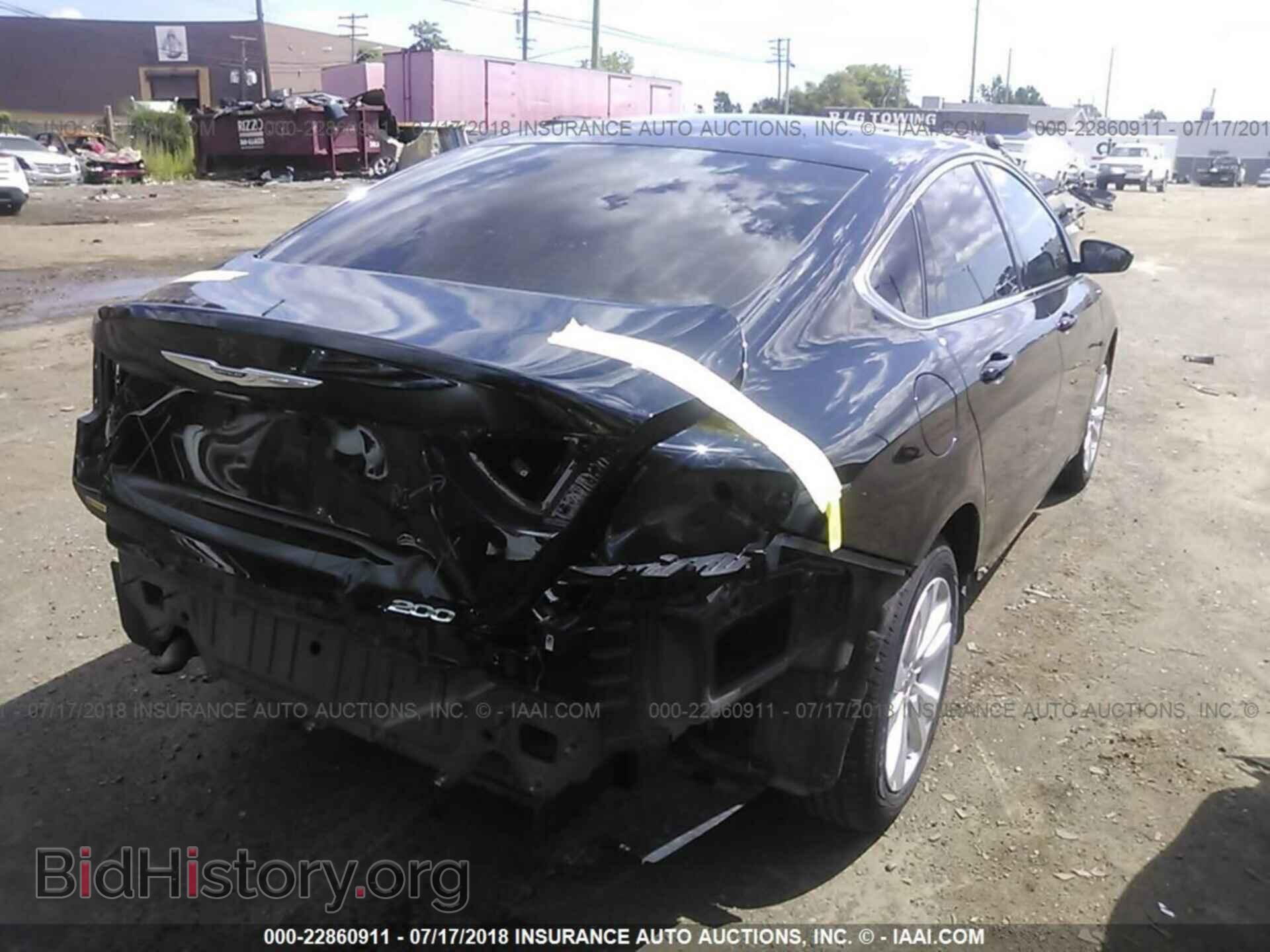 2016 Chrysler 200 - VIN: 1C3CCCAB2GN185630 - Фото 4