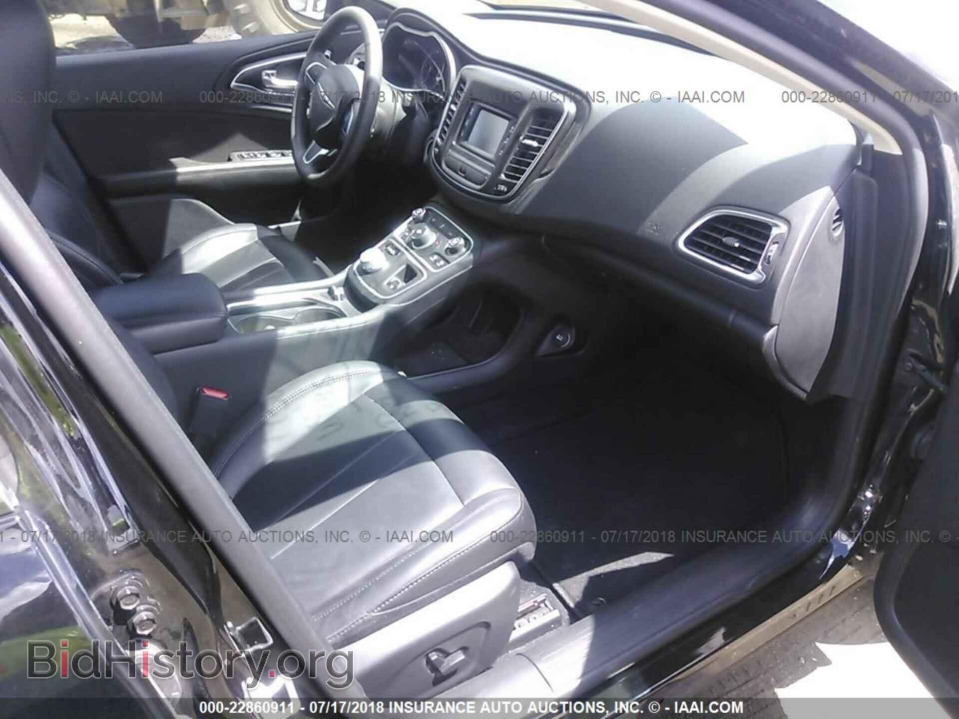 2016 Chrysler 200 - VIN: 1C3CCCAB2GN185630 - Фото 5