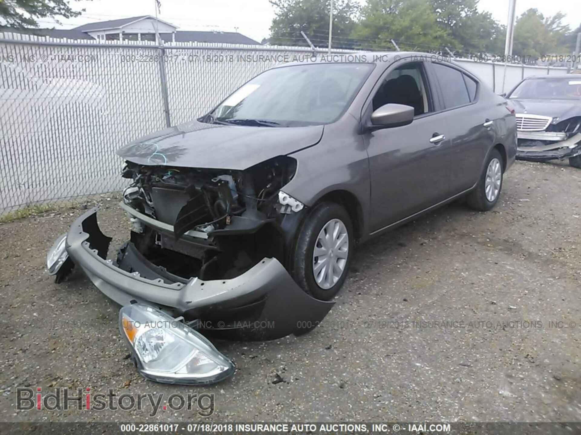 2016 Nissan Versa - VIN: 3N1CN7APXGL802140 - Фото 2