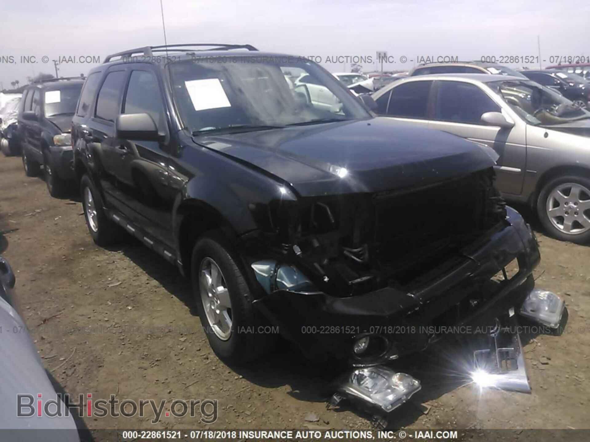Photo 1FMCU0DG5BKB05211 - FORD ESCAPE 2011