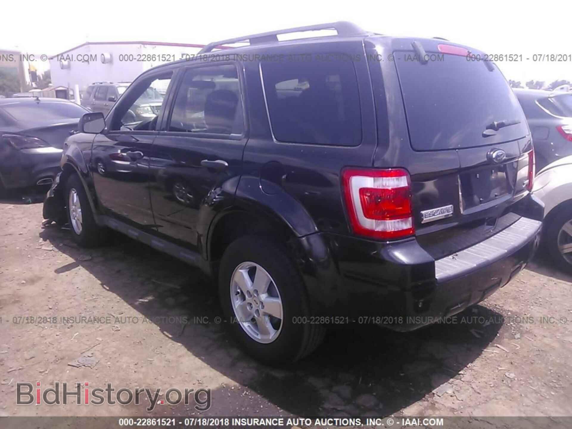 2011 FORD ESCAPE - VIN: 1FMCU0DG5BKB05211 - Фото 3