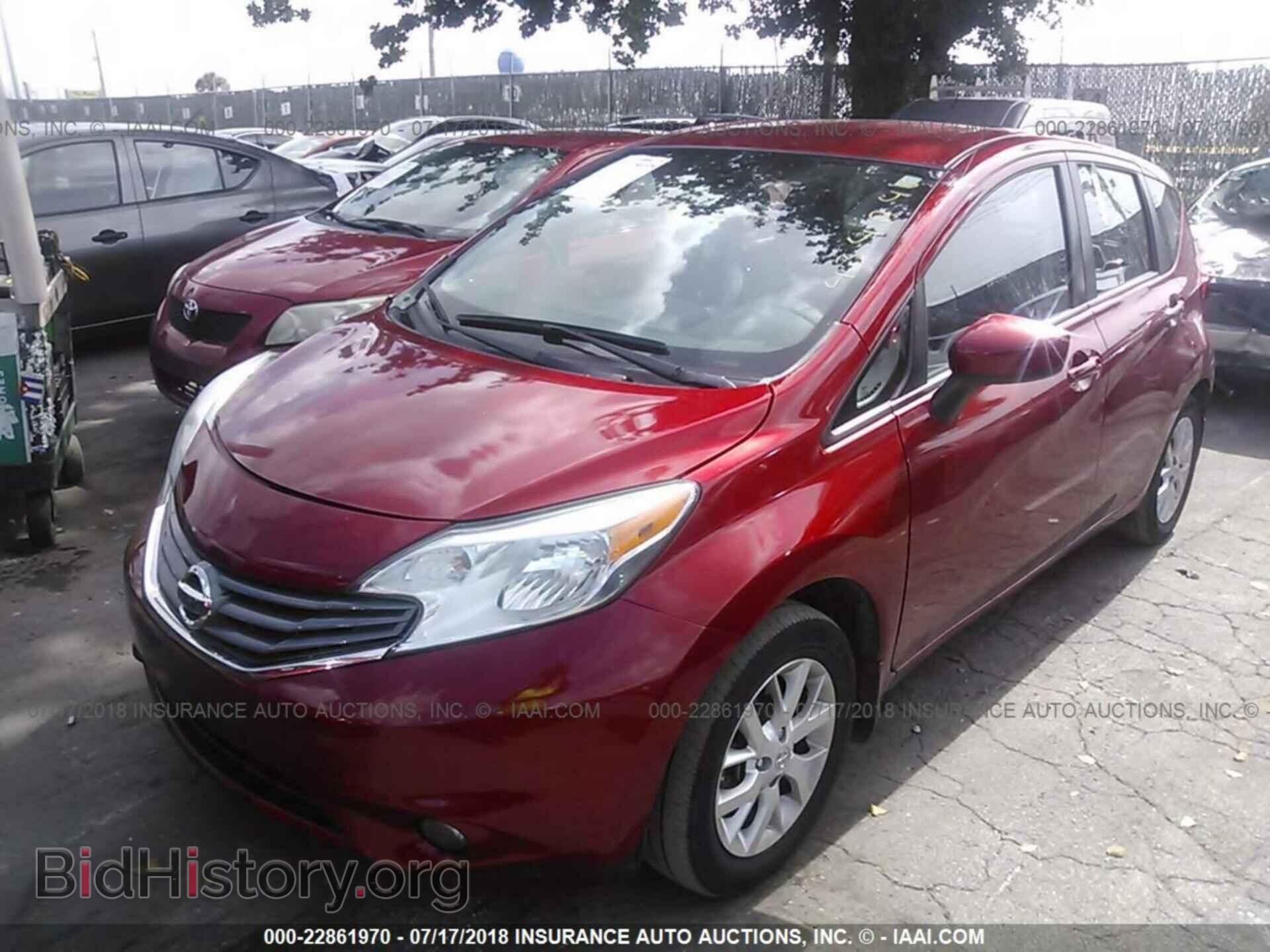 2015 Nissan Versa note - VIN: 3N1CE2CP2FL434048 - Фото 2