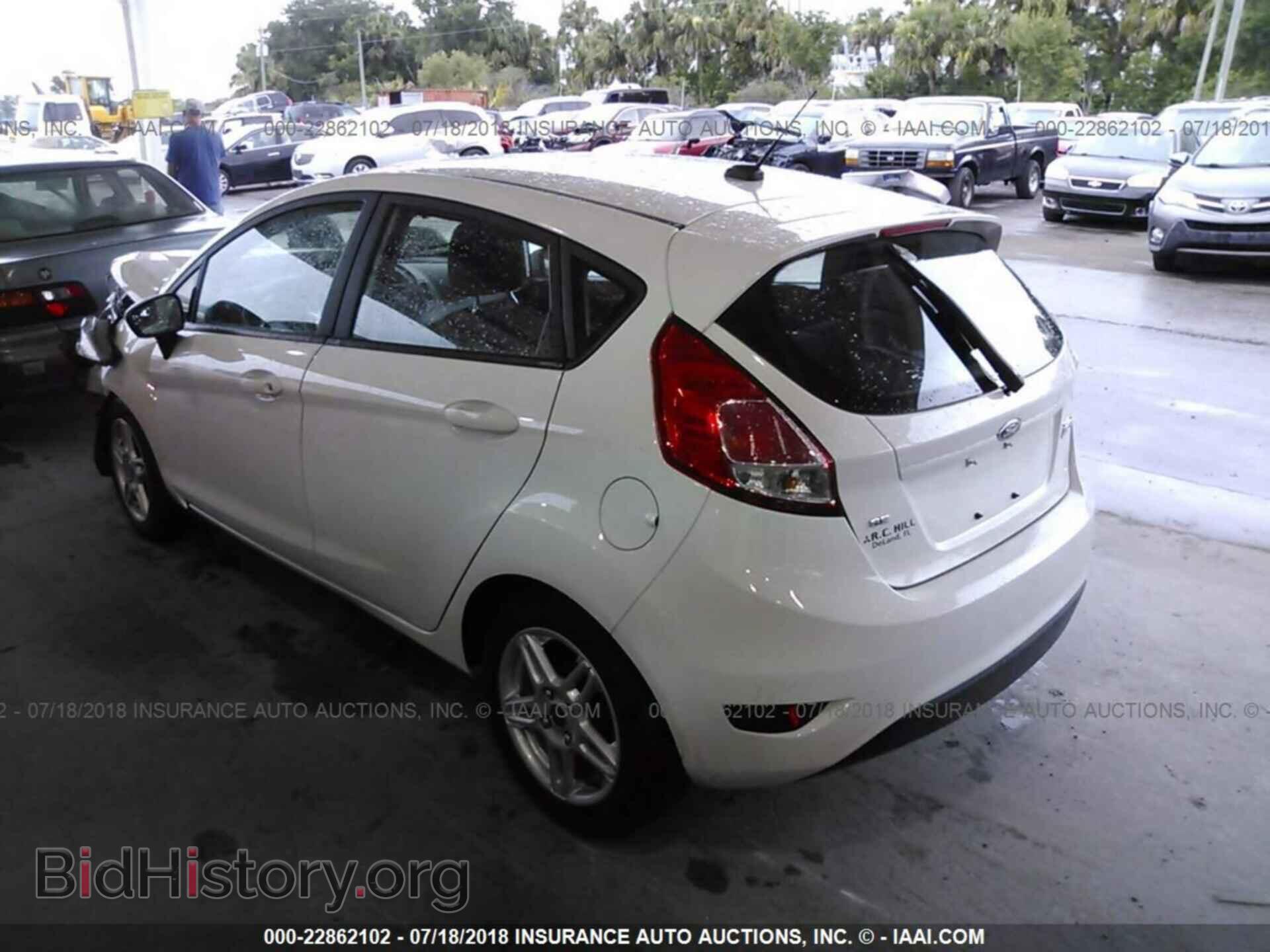 2017 Ford Fiesta - VIN: 3FADP4EJXHM129562 - Фото 3