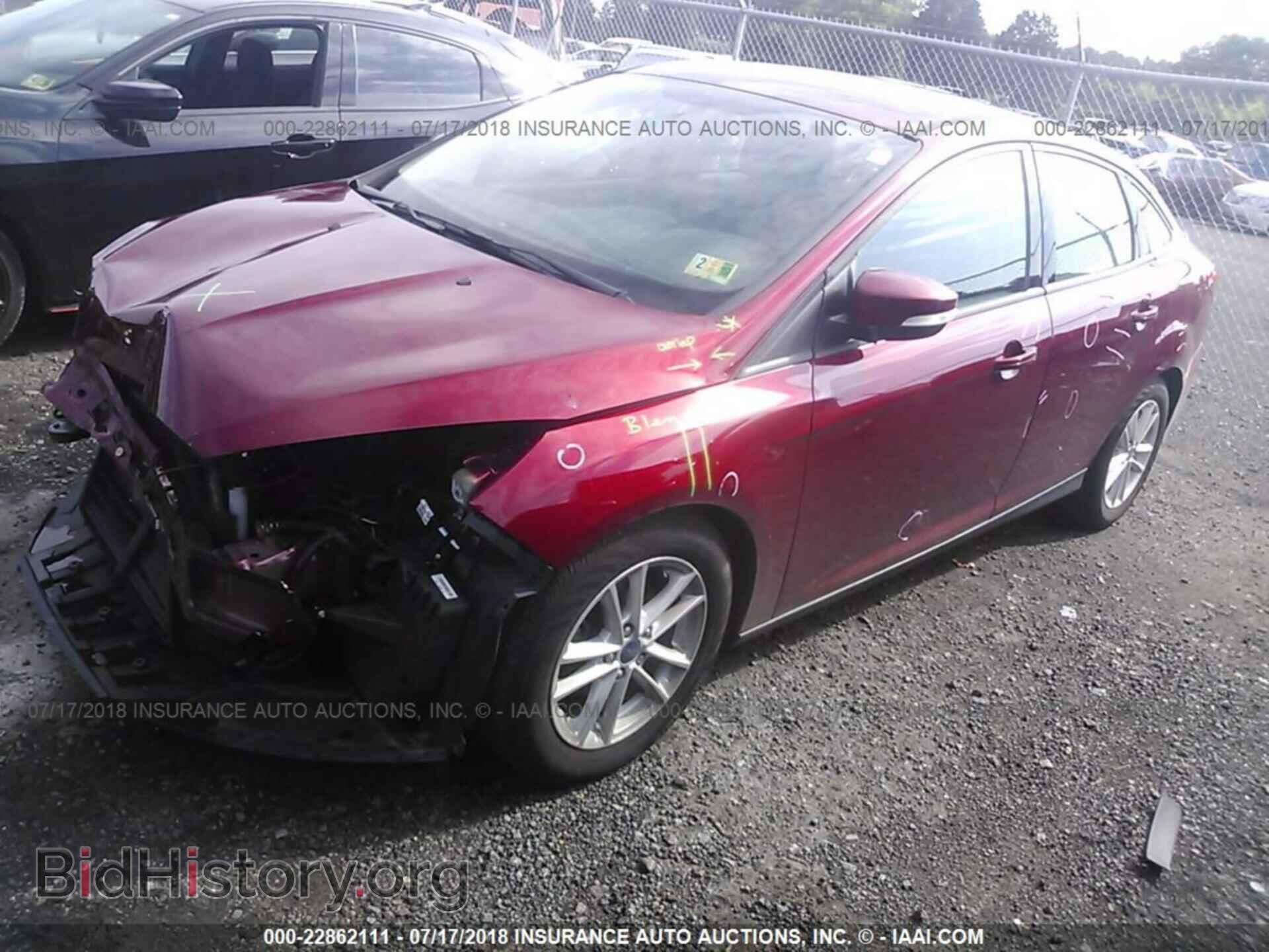 2016 Ford Focus - VIN: 1FADP3F28GL335593 - Фото 2