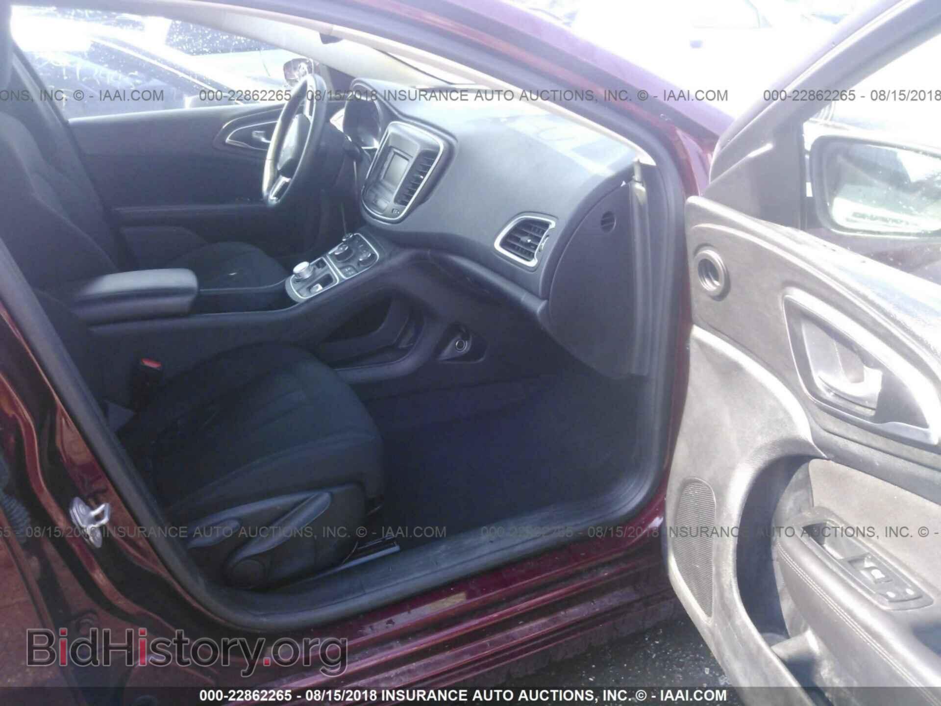 2015 Chrysler 200 - VIN: 1C3CCCAB3FN734122 - Фото 5