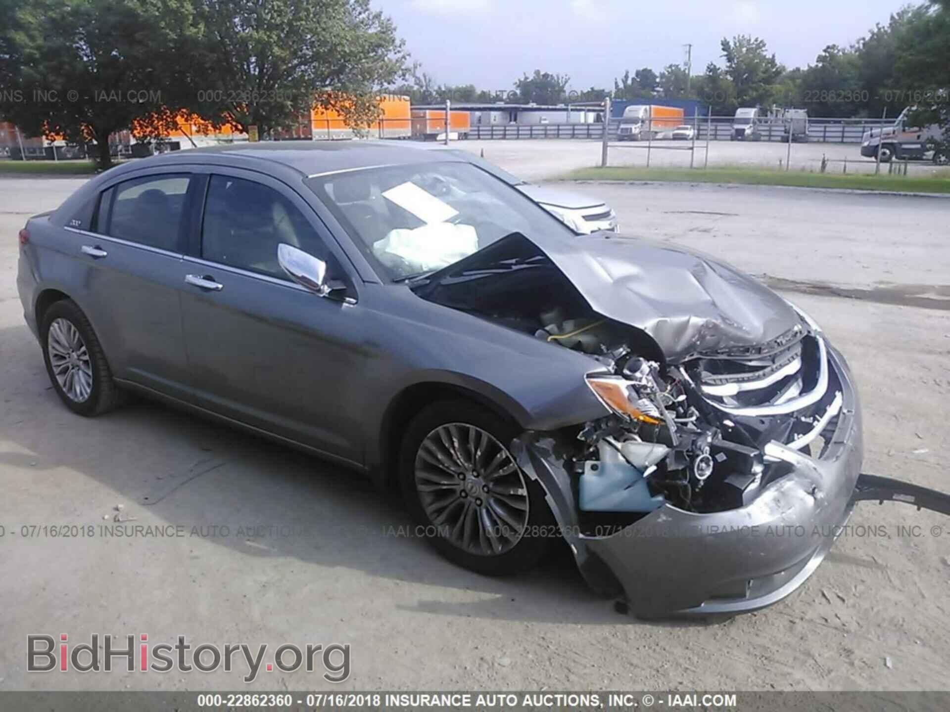 Фотография 1C3BC2FB0BN612777 - Chrysler 200 2011