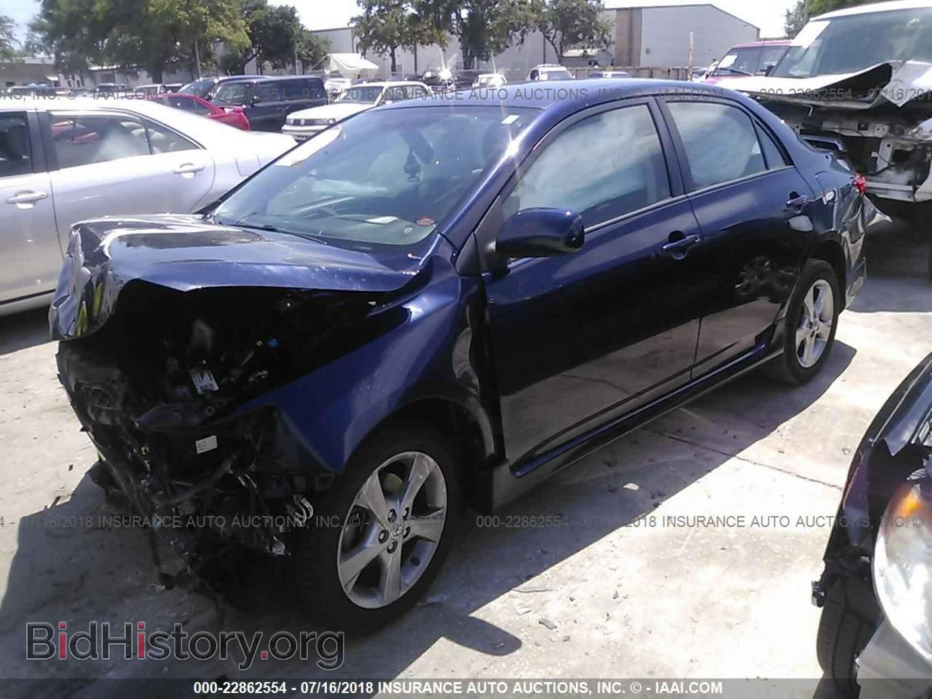 2011 Toyota Corolla - VIN: 2T1BU4EEXBC670835 - Photo 2