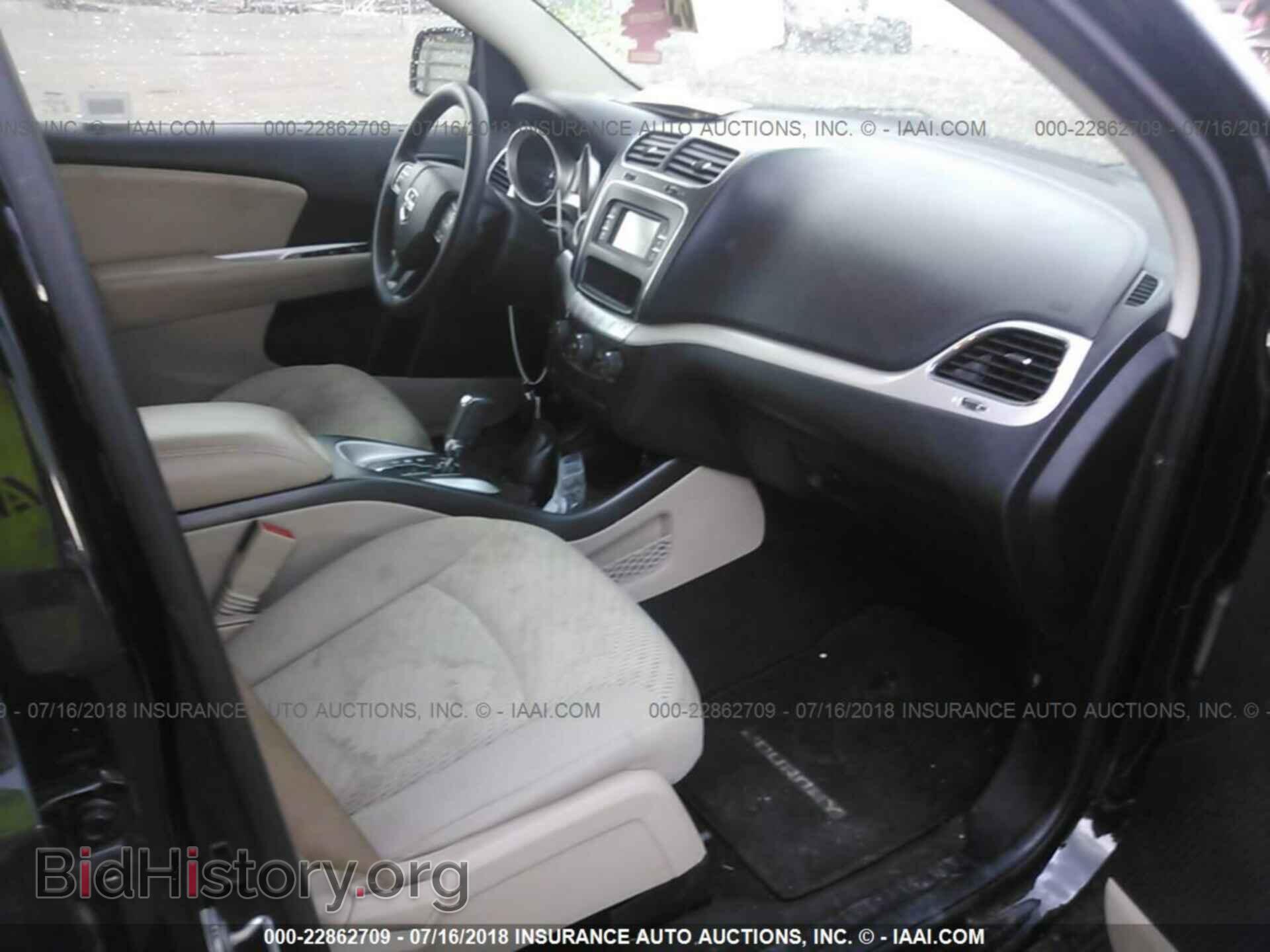 2017 Dodge Journey - VIN: 3C4PDCBG8HT526714 - Photo 5