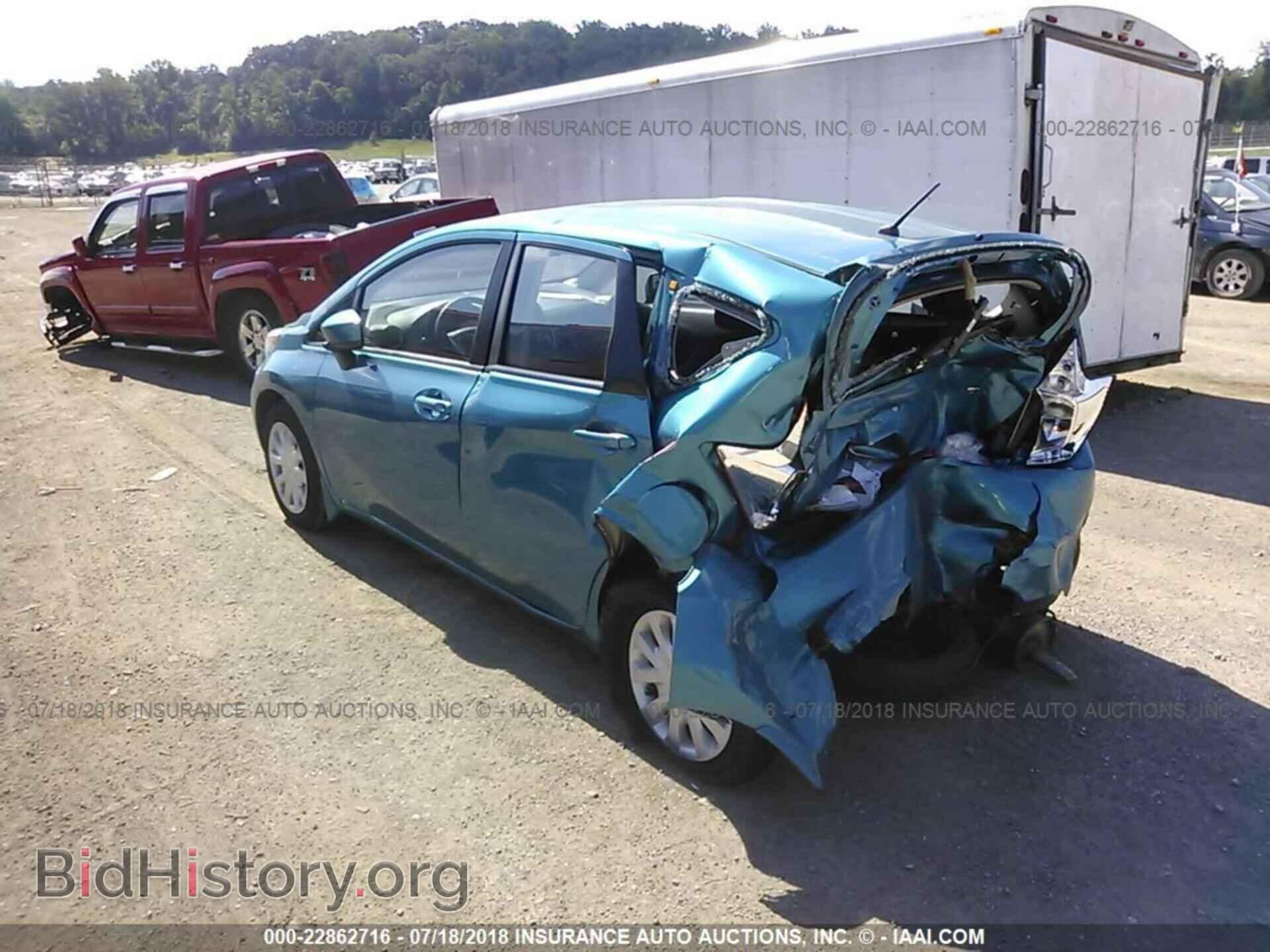 2015 Nissan Versa note - VIN: 3N1CE2CP2FL414172 - Фото 3