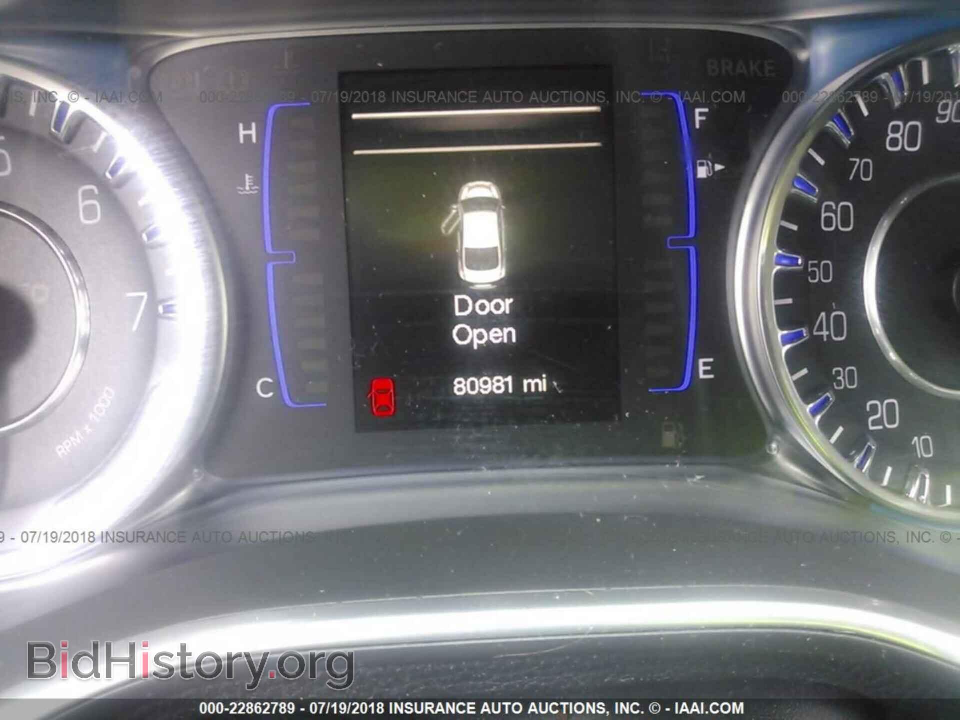 2015 Chrysler 200 - VIN: 1C3CCCAB8FN734519 - Photo 7