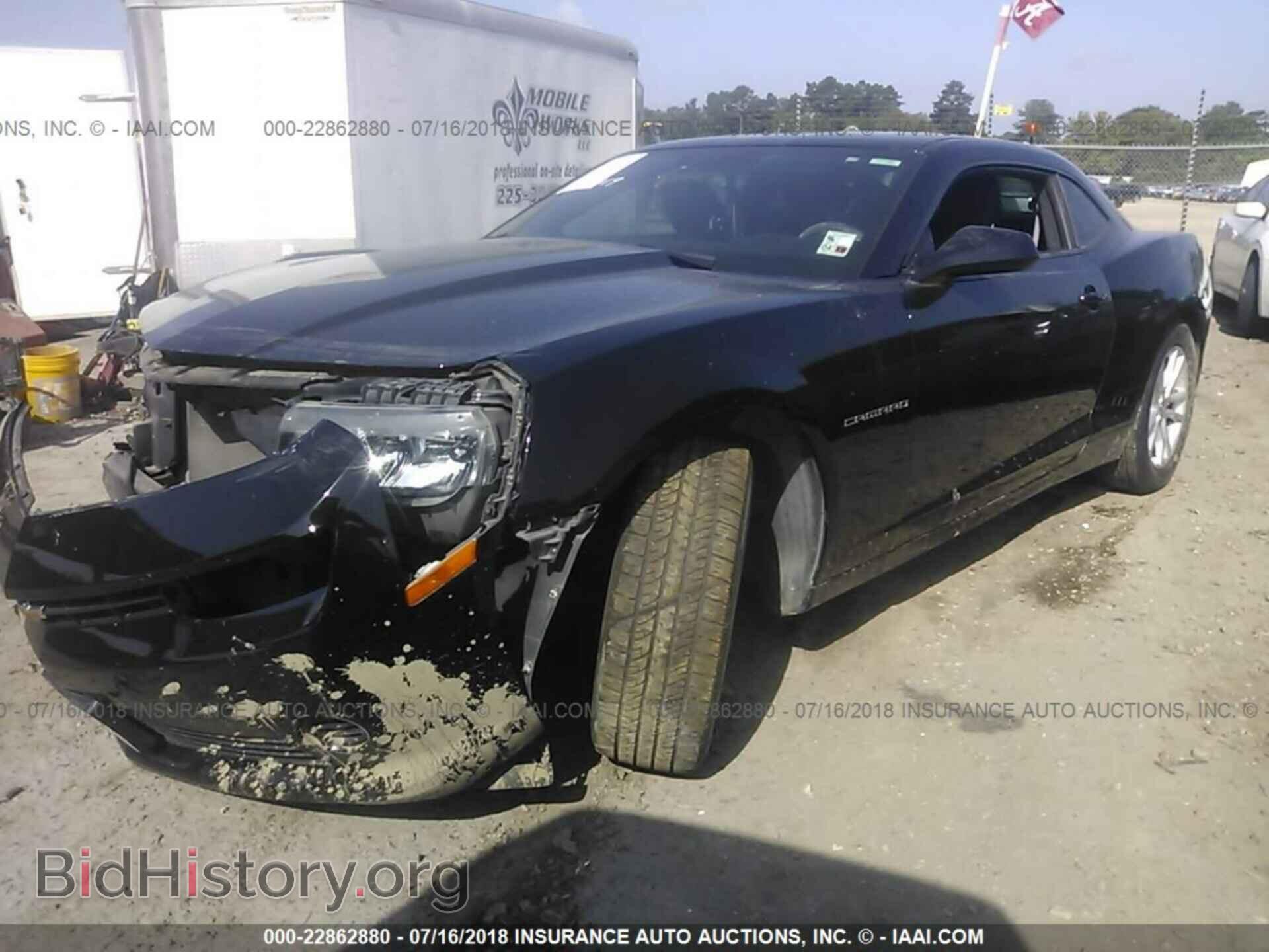 2015 Chevrolet Camaro - VIN: 2G1FB1E33F9232919 - Фото 2