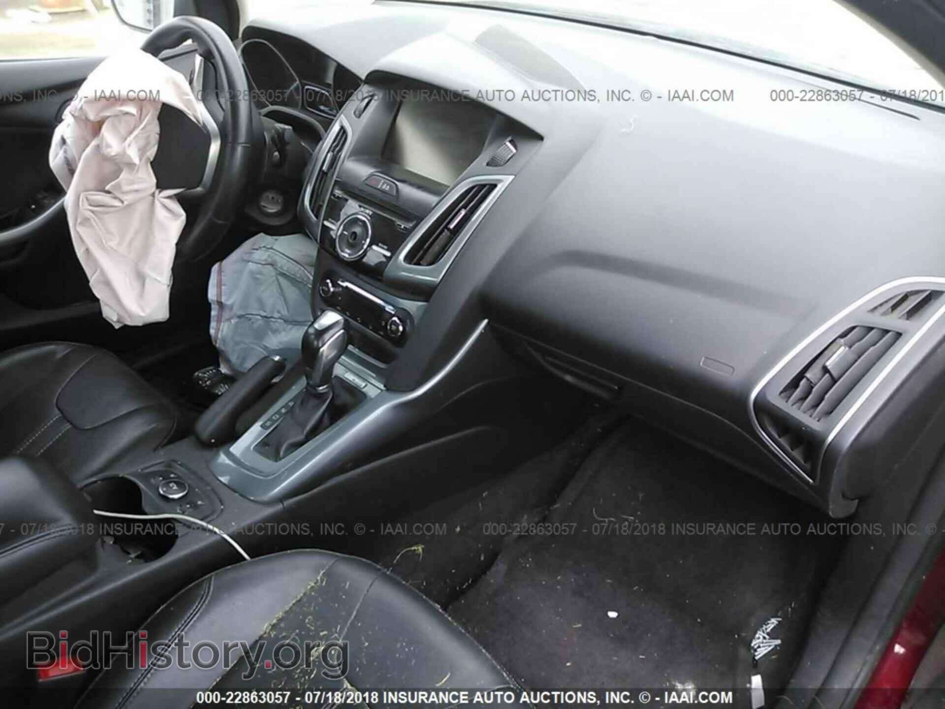 2014 Ford Focus - VIN: 1FADP3J26EL183723 - Photo 5