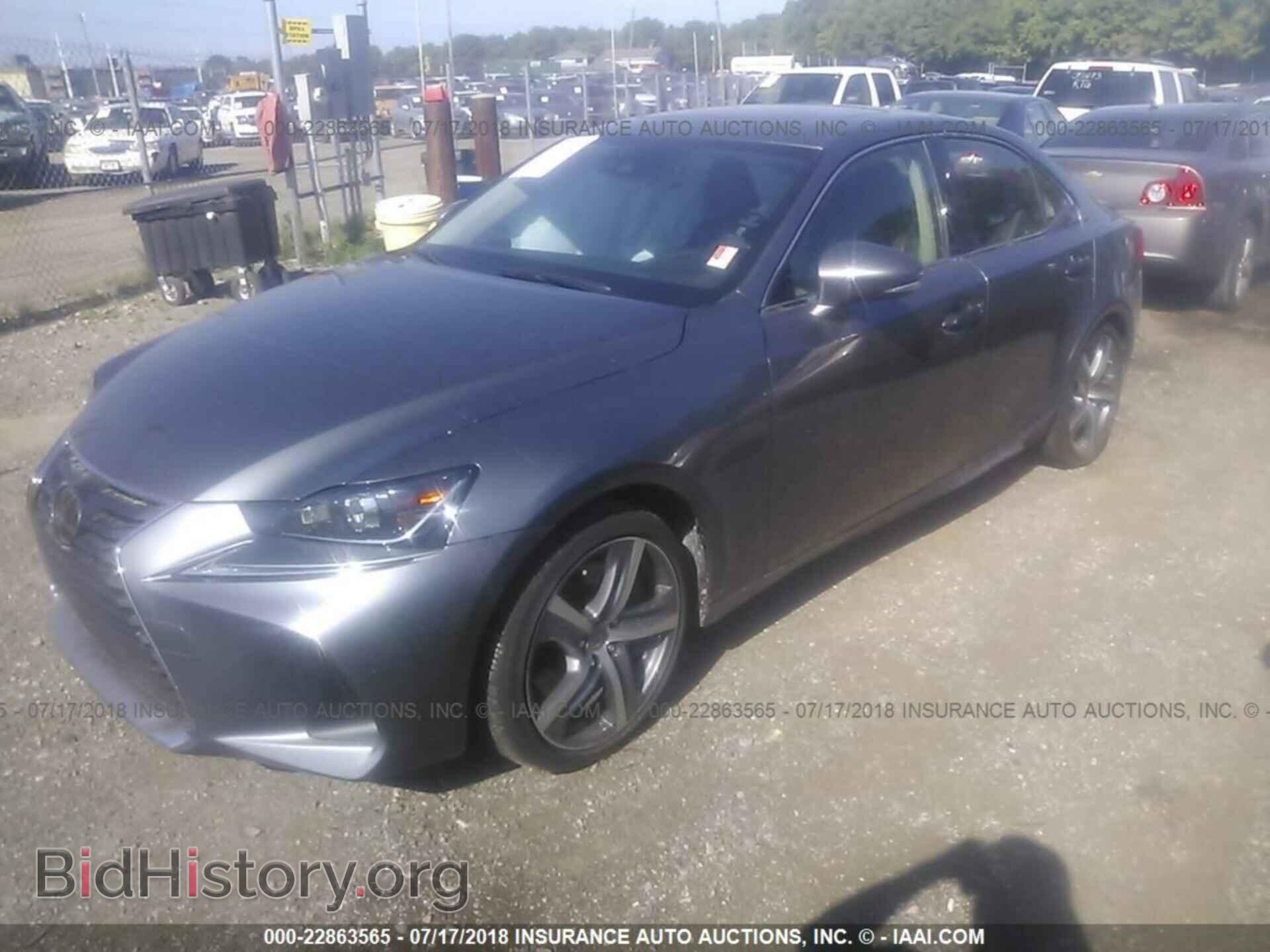 2018 Lexus Is - VIN: JTHC81D2XJ5026163 - Фото 2