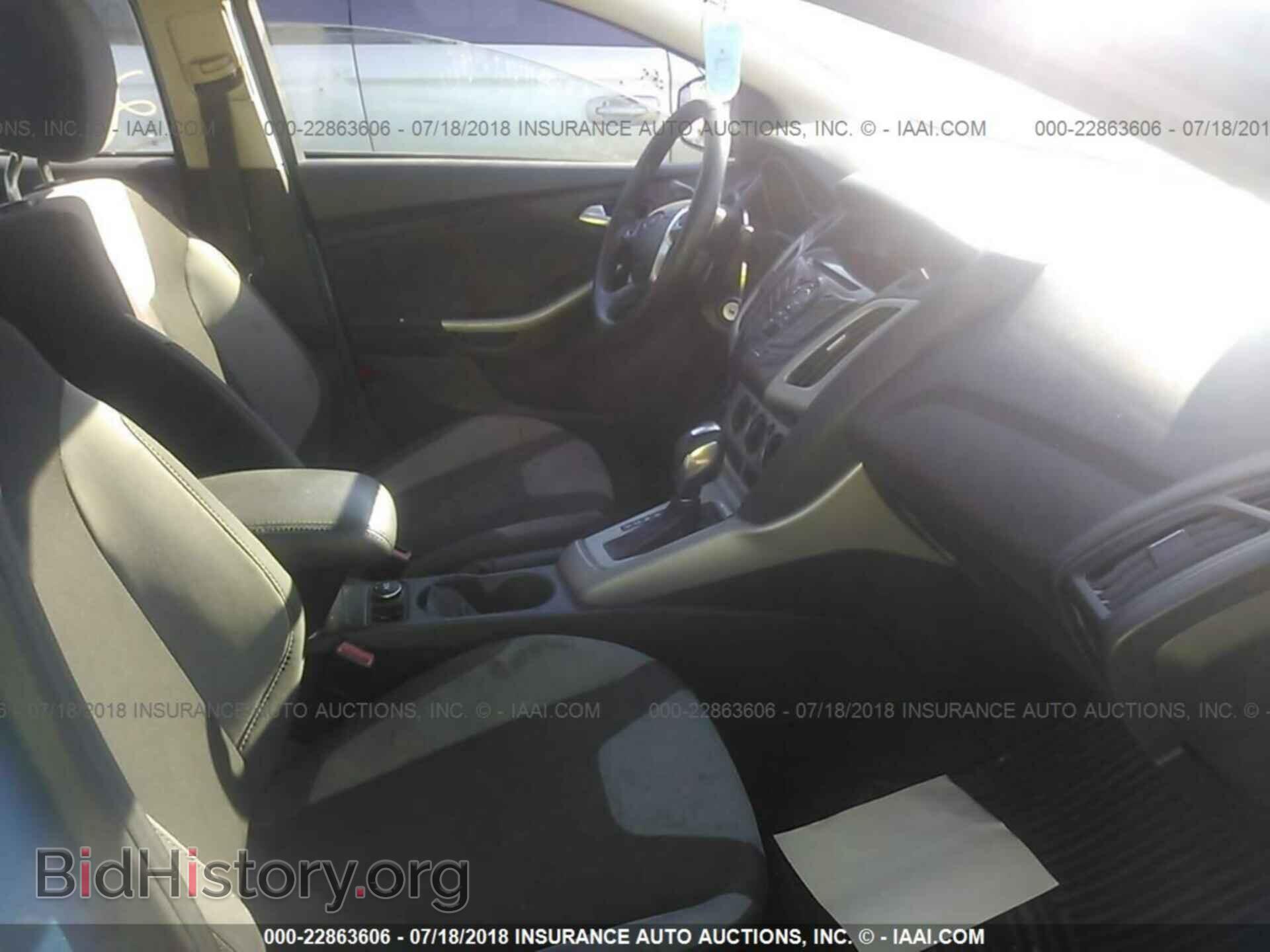 2012 Ford Focus - VIN: 1FAHP3F25CL152762 - Photo 5