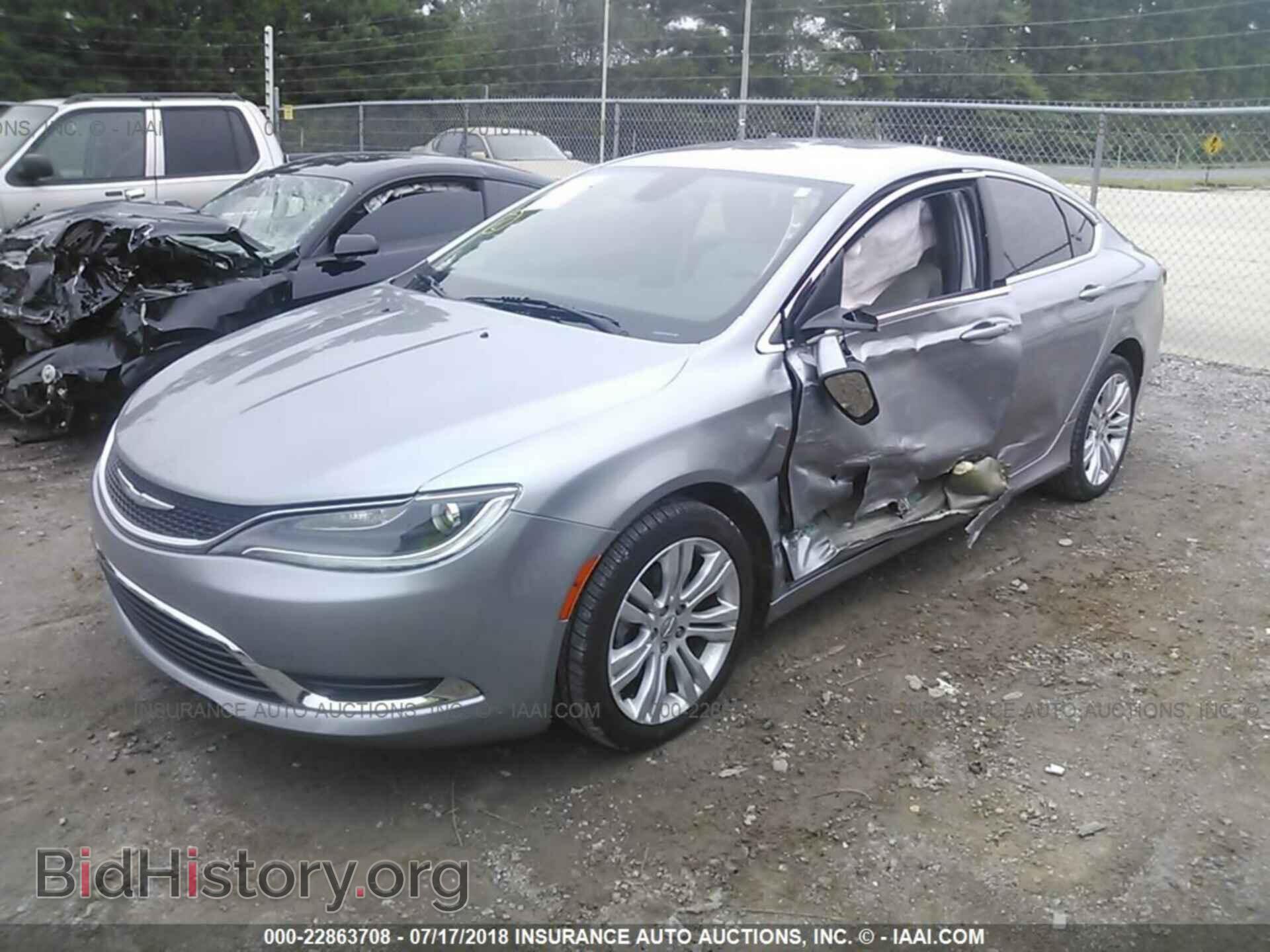 2016 Chrysler 200 - VIN: 1C3CCCAB2GN135228 - Photo 2