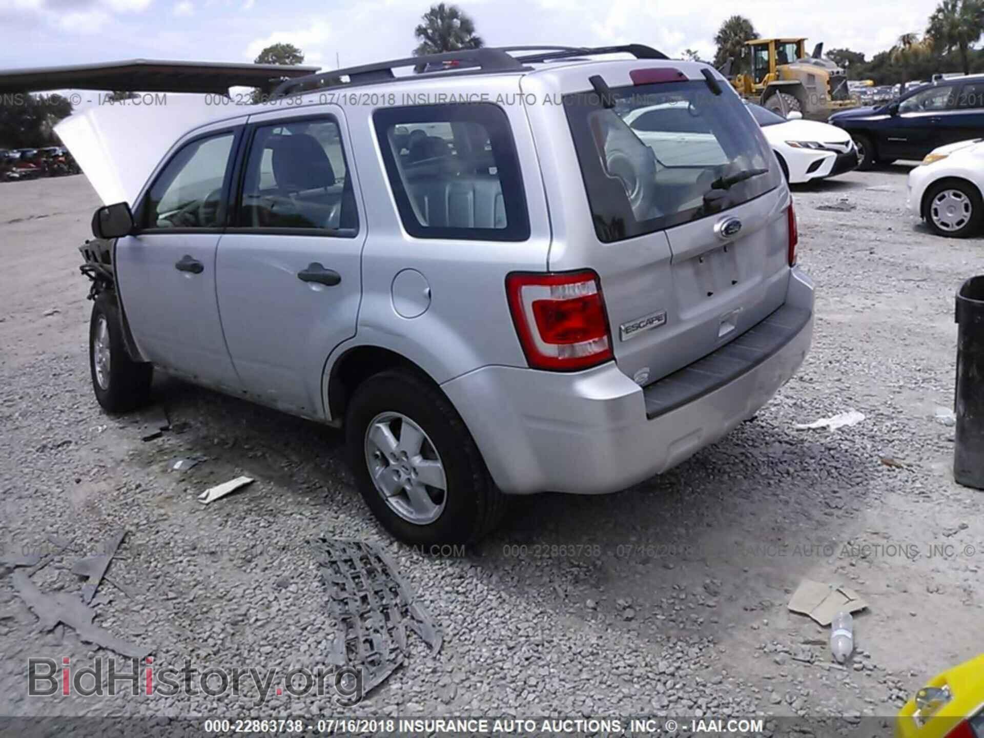 2012 Ford Escape - VIN: 1FMCU0C70CKA45129 - Фото 3