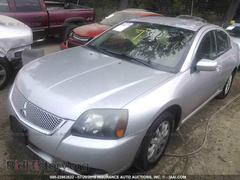 2011 Mitsubishi GALANT (VIN 4A32B2FFXBE028823) — фото 2 из 10