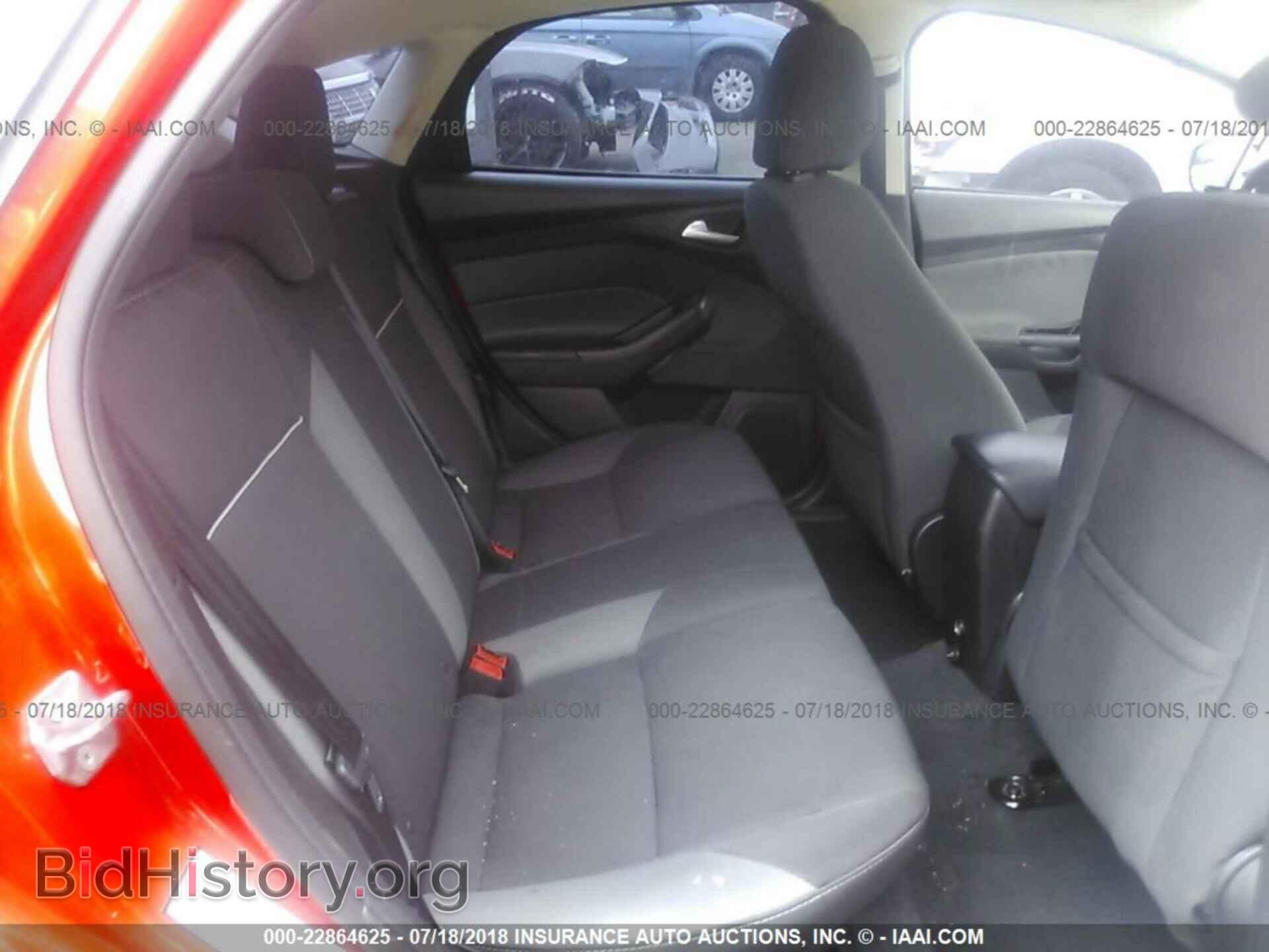 2014 Ford Focus - VIN: 1FADP3K28EL239658 - Photo 8